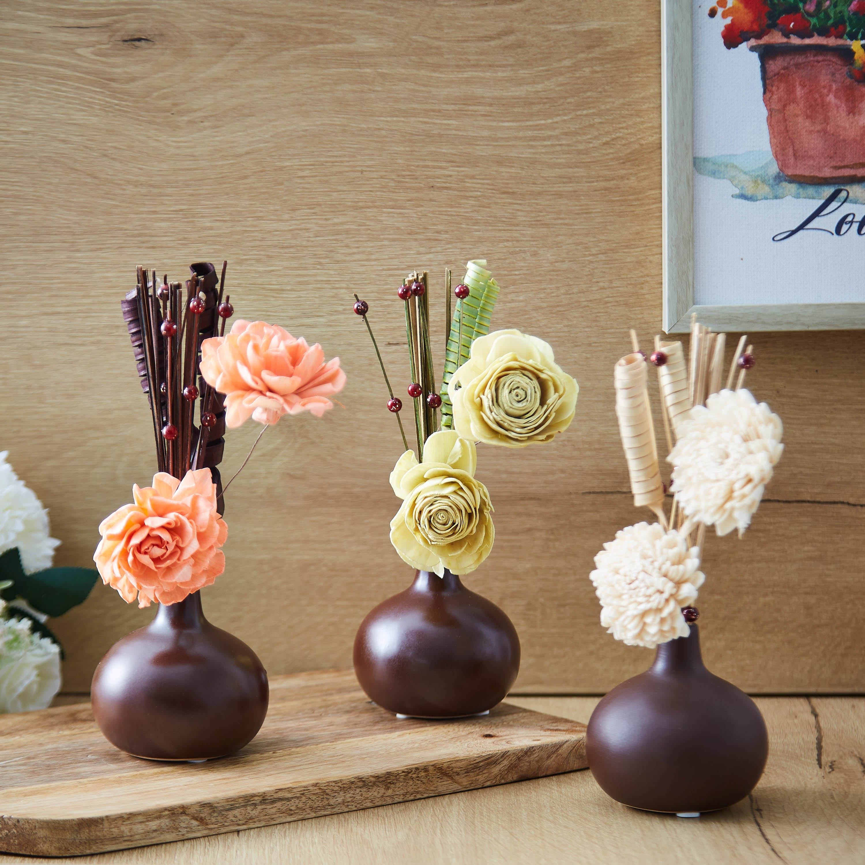 زهور برين في مزهرية سيراميك-hbxdecorandfurnishings-homeaccessories-artificialflowersandplants-image-3