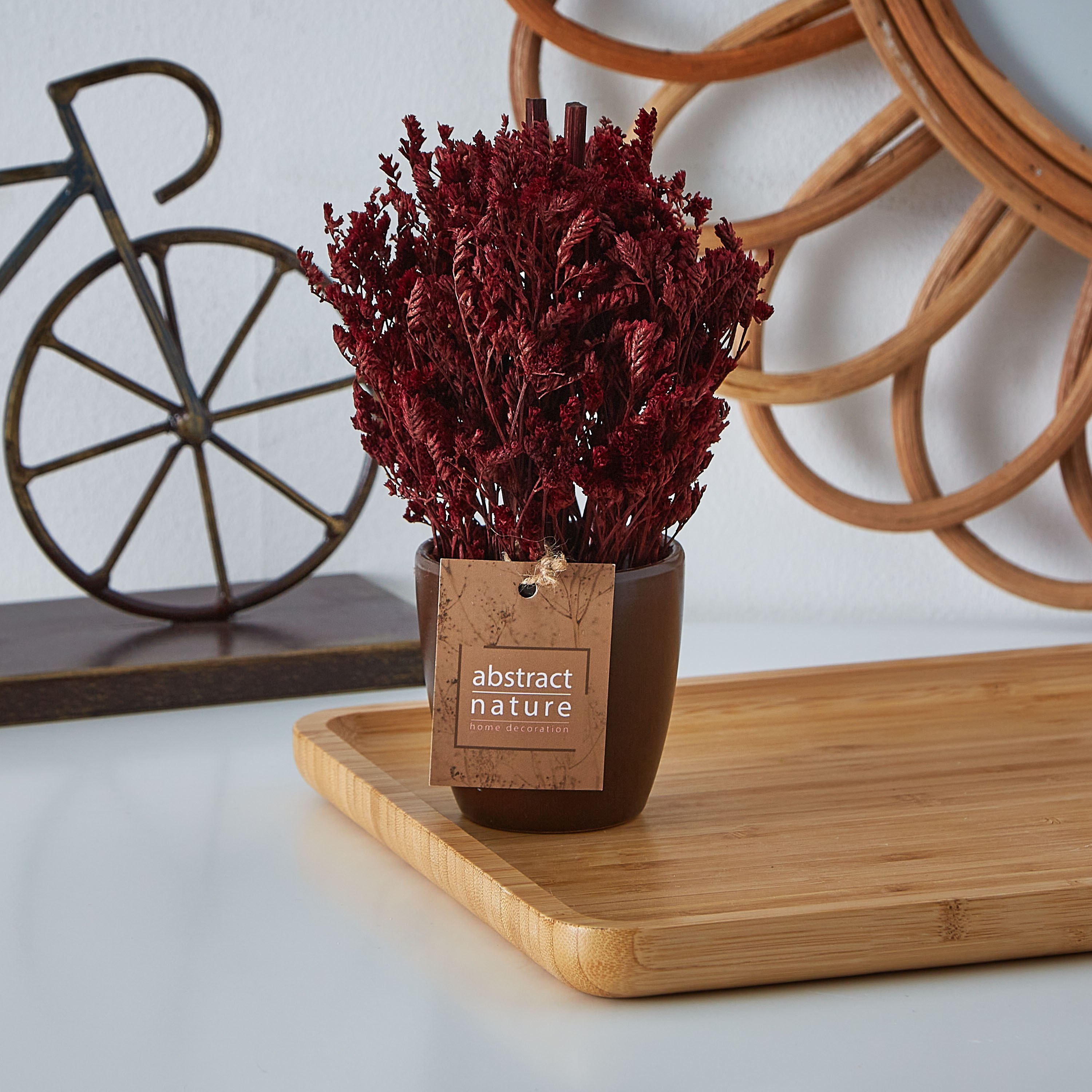 تشكيلة عشب متنوعة في إصيص زجاجي من إتنا - 19 سم-hbxdecorandfurnishings-homeaccessories-artificialflowersandplants-image-1