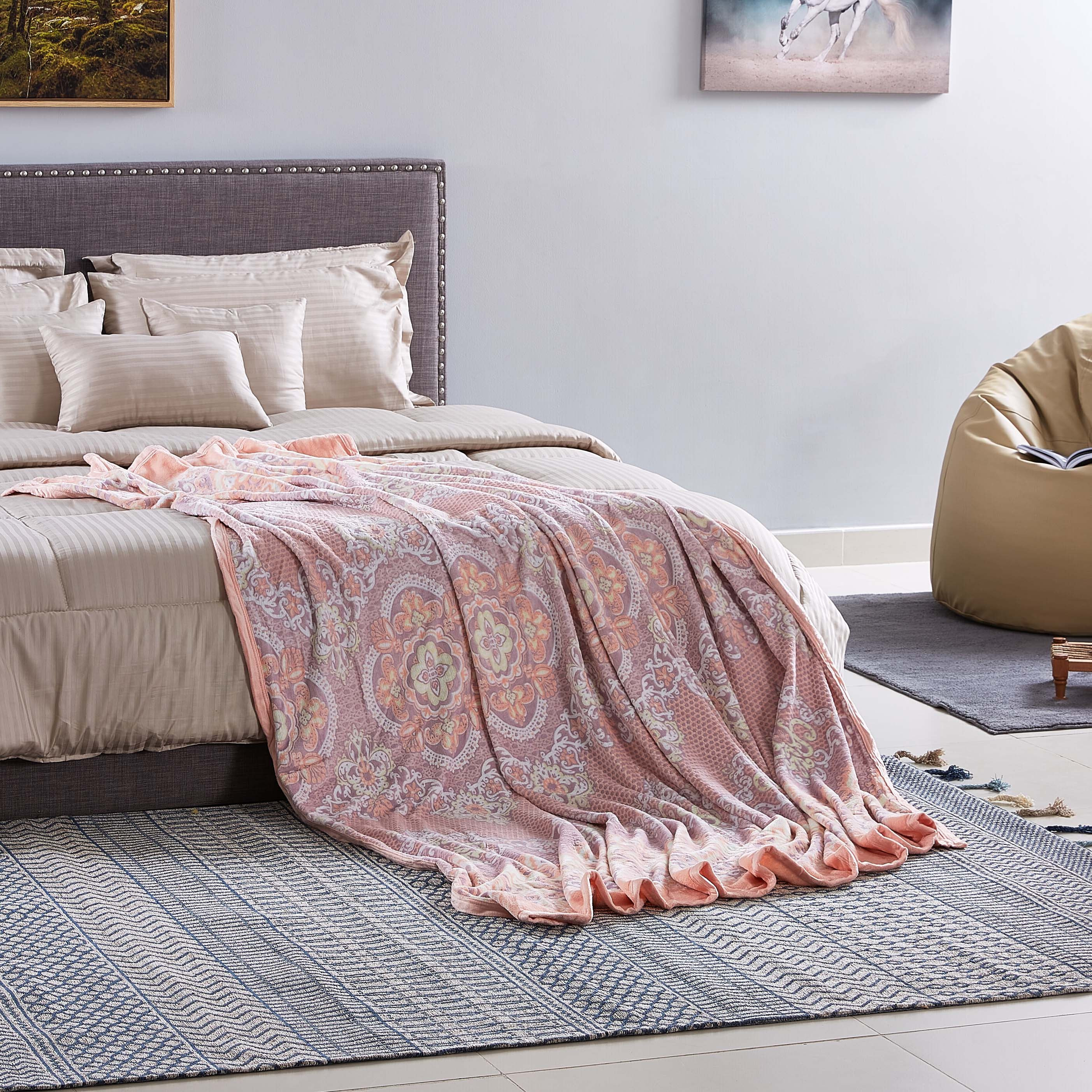 بطّانية ميكرو فلانيل من صوفي-200x220 سم-hbxhomeware-hbxbedroom-image-3
