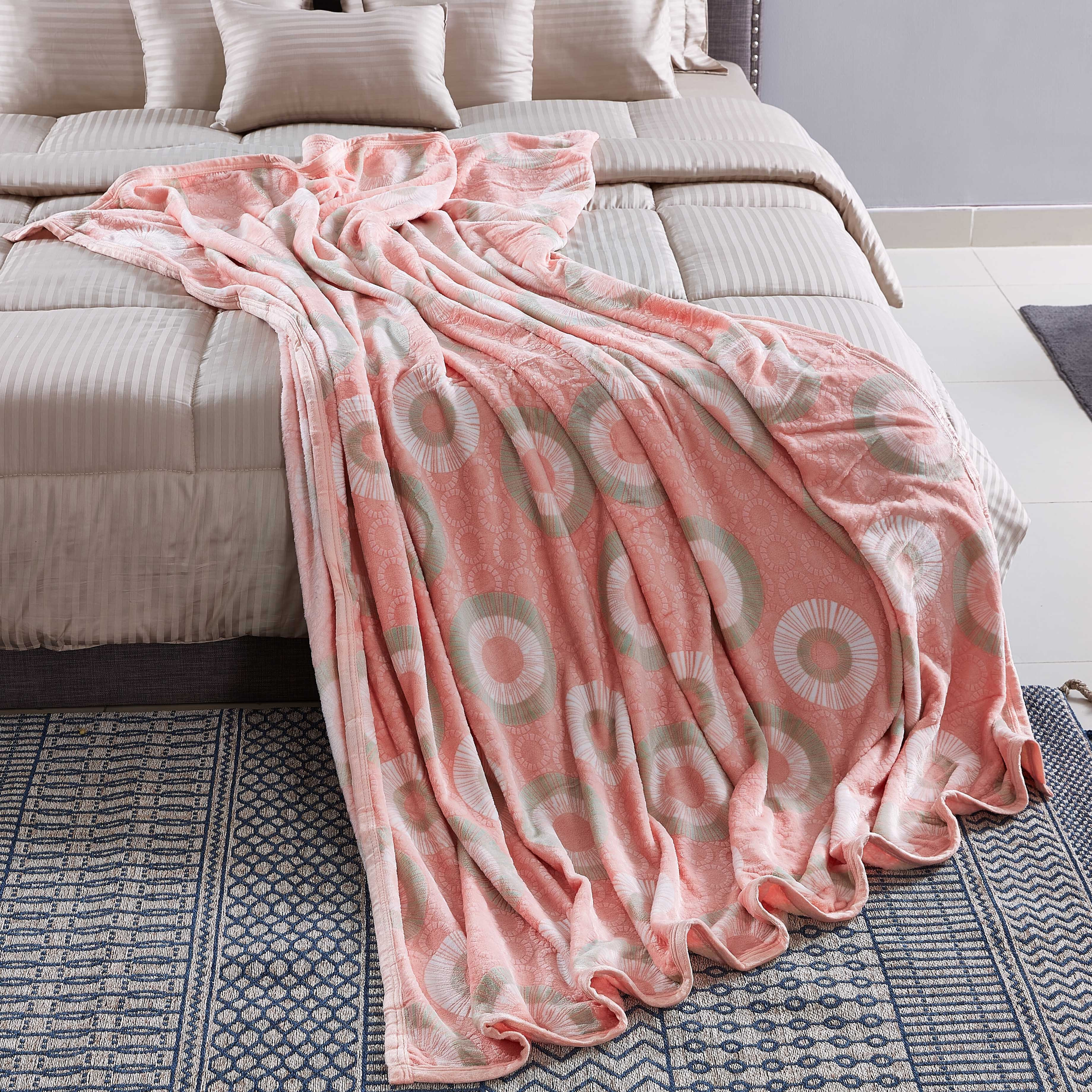 بطّانية ميكرو فلانيل من صوفي - 200x220 سم-hbxhomeware-hbxbedroom-image-1