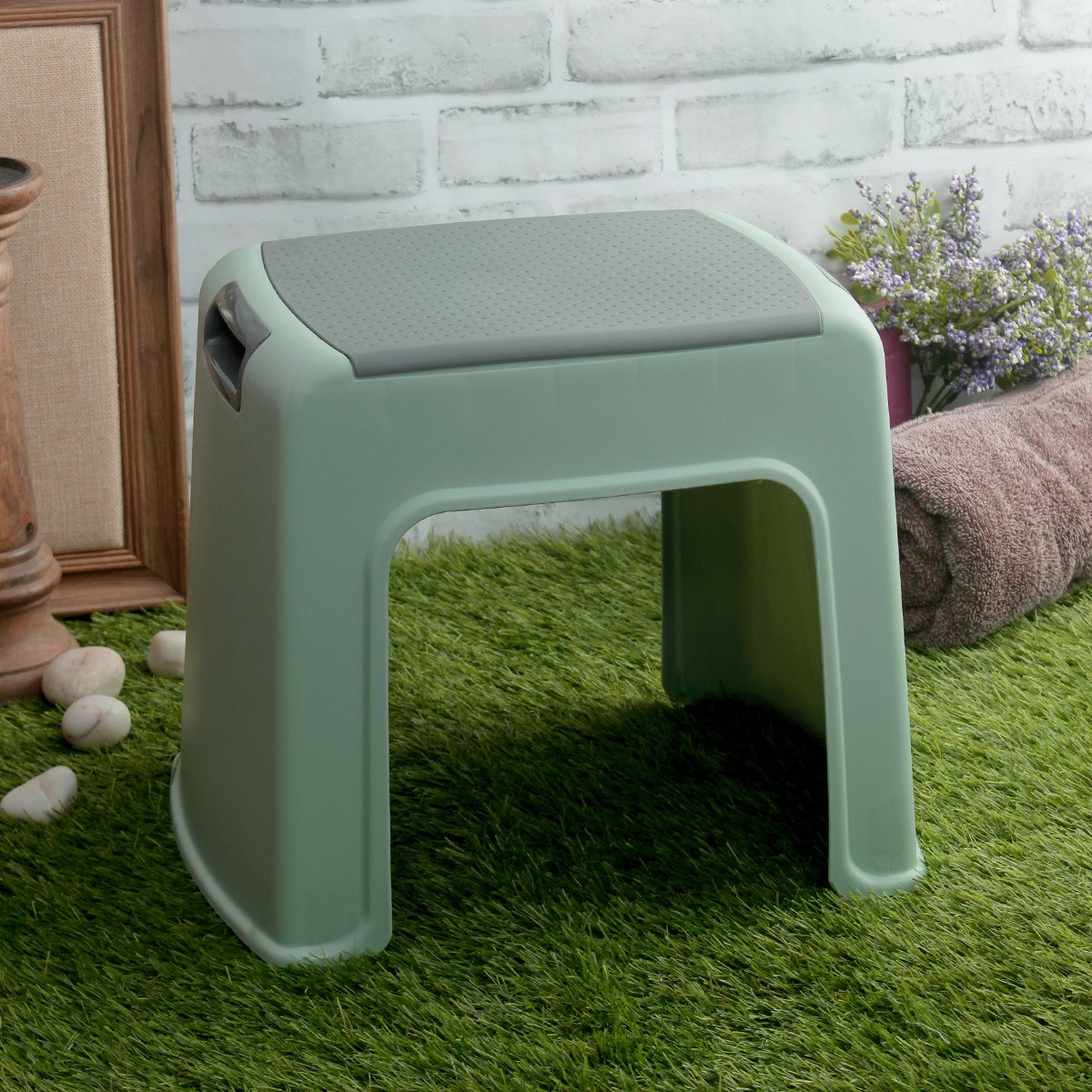 مقعد حمّام من هارموني-hbxdecorandfurnishings-homeaccessories-novelties-image-1