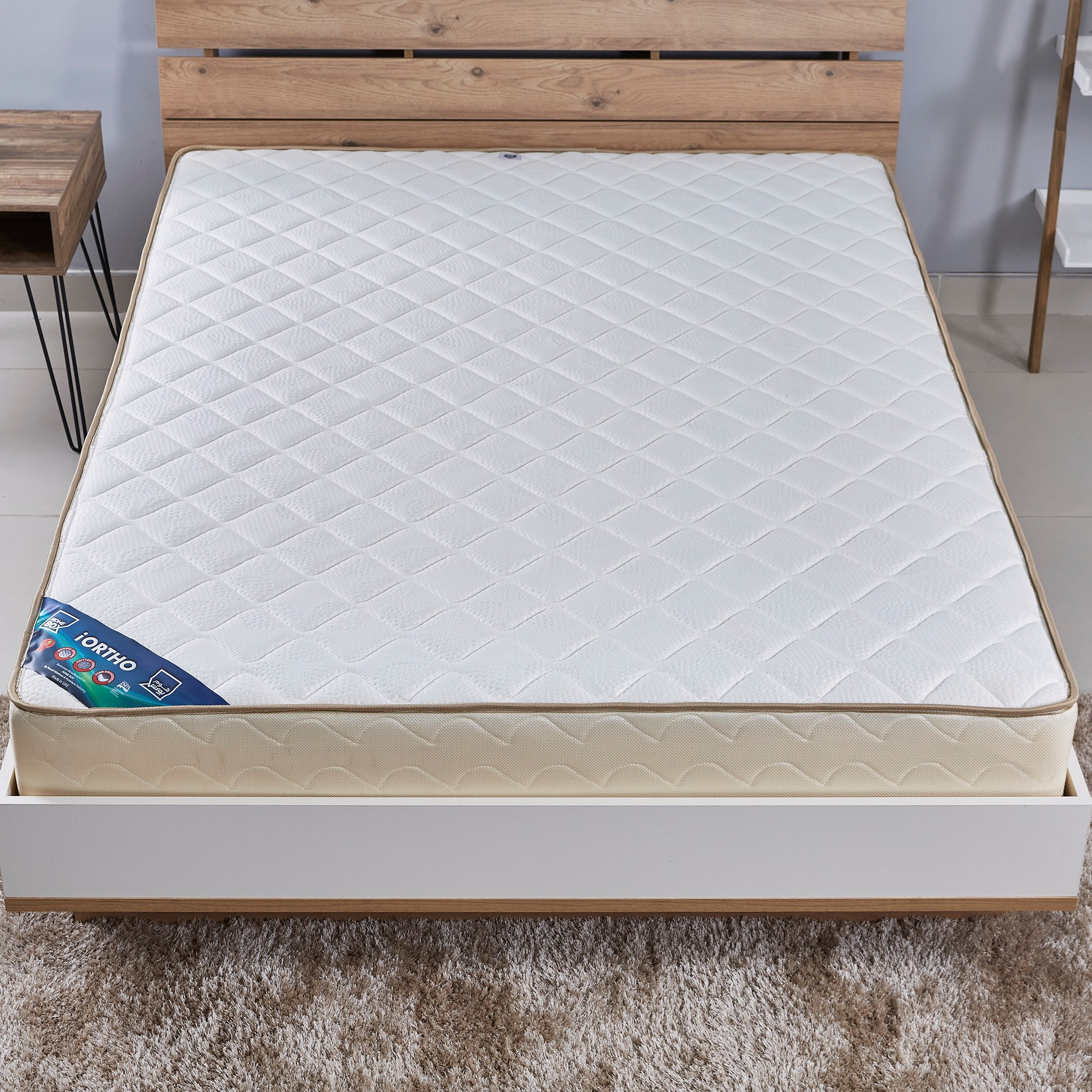 مرتبة كوين بنوابض وجدار اسفنجي من آي أورثو - 150x200x21 سم-hbxbedroom-mattresses-queen-image-3