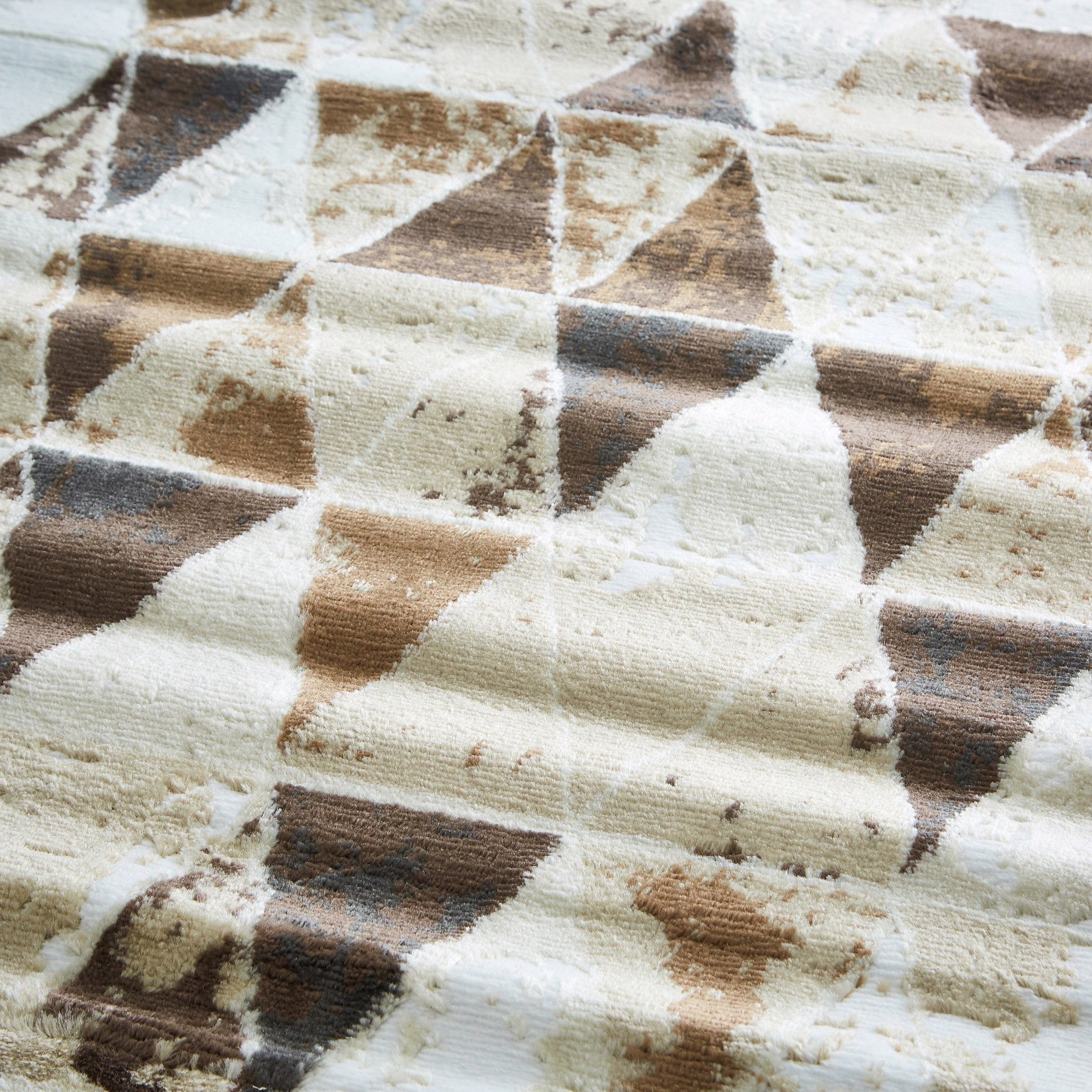سجادة بولي بروبلين مقاومة للبقع من لوكاس ماشيل - 110x160 سم-hbxdecorandfurnishings-floorcoverings-rugs-image-2