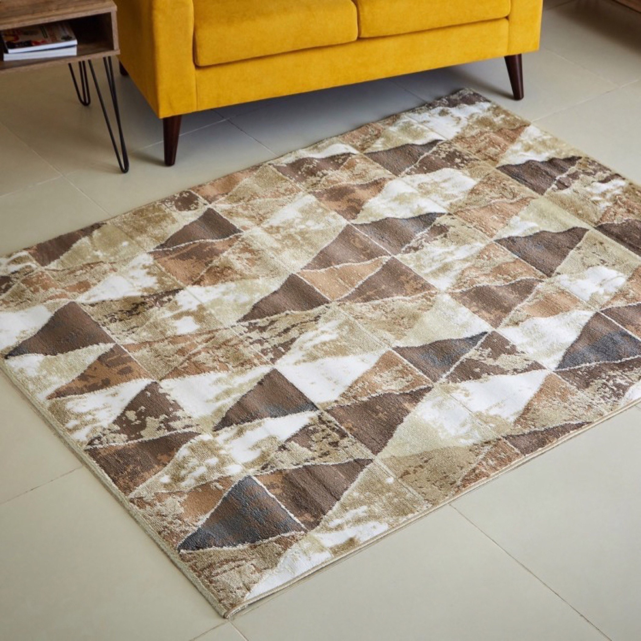 سجادة بولي بروبلين مقاومة للبقع من ميشيل لوكاس - 150x200 سم-hbxdecorandfurnishings-floorcoverings-rugs-image-1