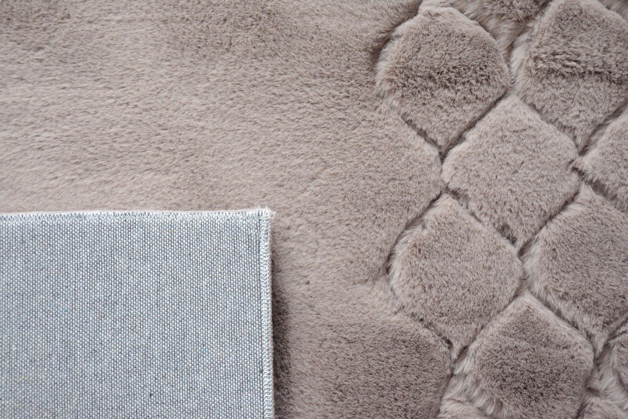 سجادة فرو مايكروفايبر من تيمي رابيت - 150X200 سم-hbxdecorandfurnishings-floorcoverings-rugs-image-8