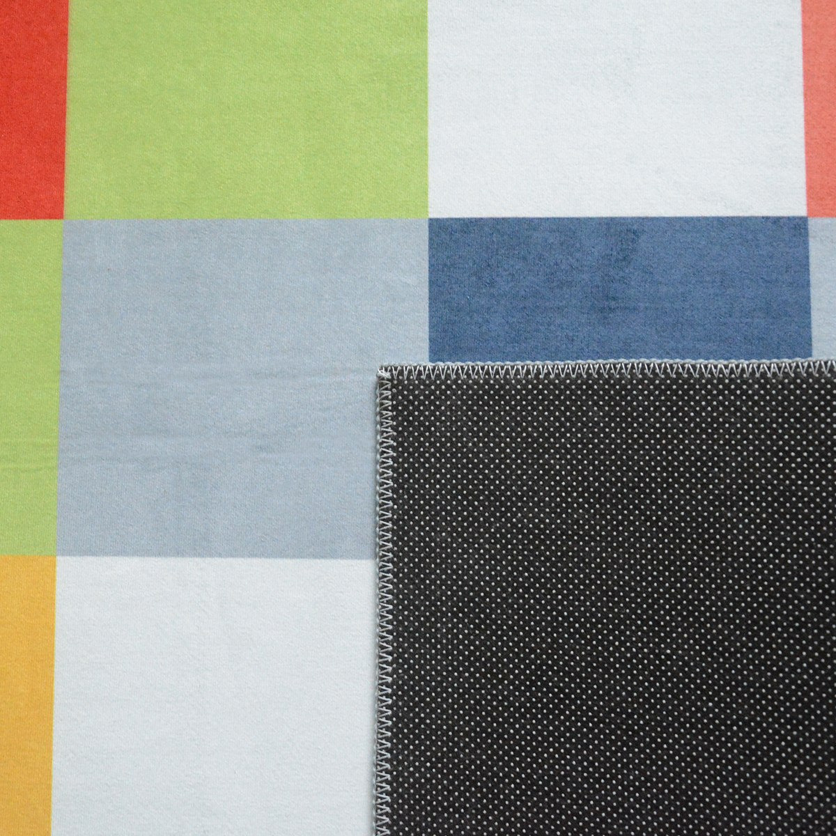 سجادة بطبعات قوالب ملونة - 120x160 سم-hbxhomeware-hbxkidsandyouth-image-6