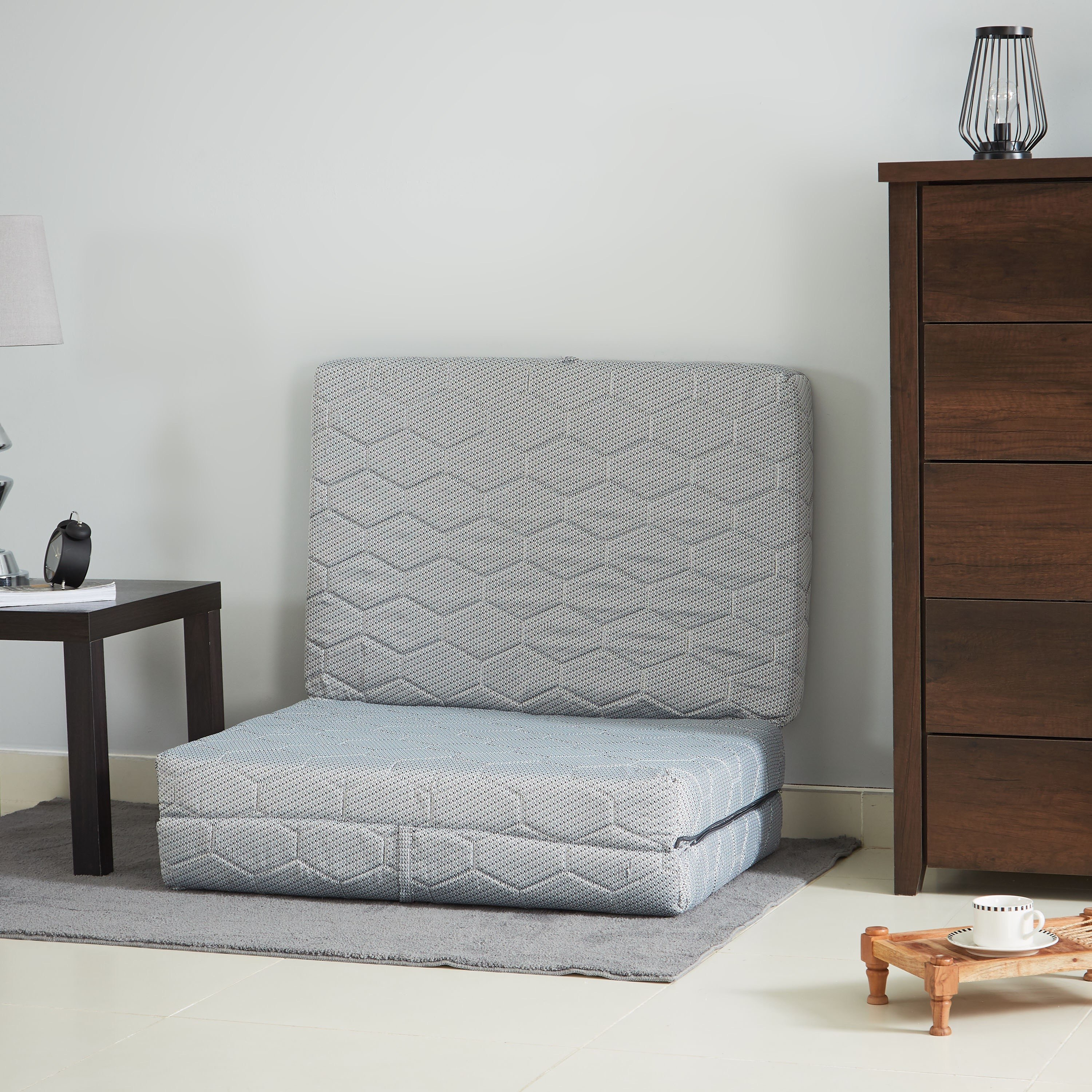 مرتبة إسفنج فردية للسفر والضيوف بطية ثلاثيّة من بريستو - 90x190x10 سم-hbxfurniture-bedroom-mattresses-single-image-3