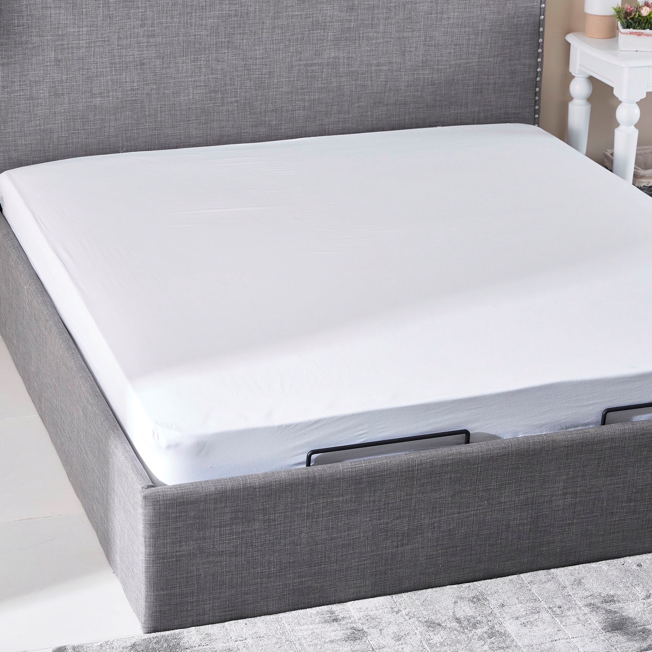 شرشف مطاطي كينج قطني سادة من ويلينجتون - 180x200 سم-hbxhomeware-hbxbedroom-image-1