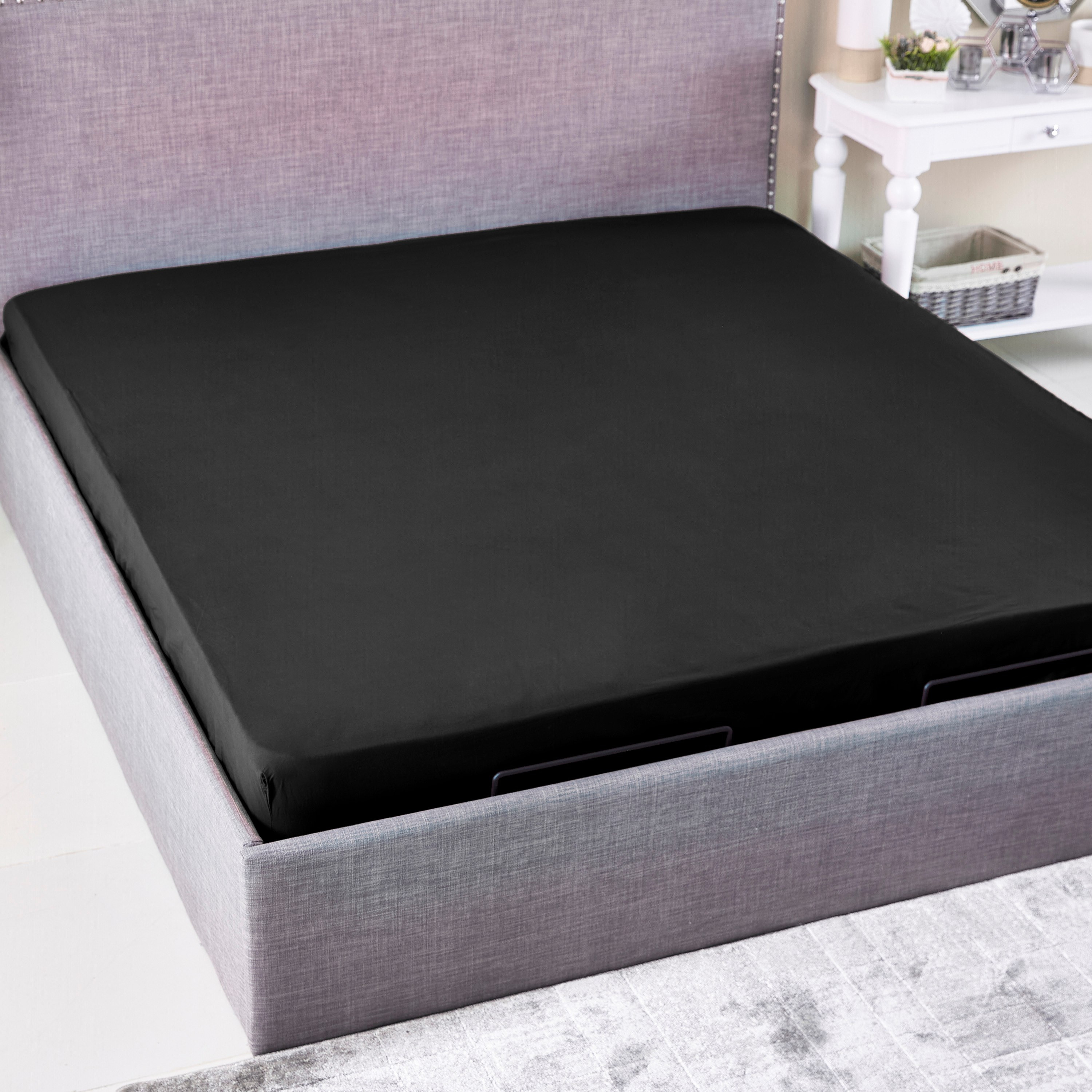 شرشف مطاطي سوبر كينج قطن سادة من ويلينجتون - 200x200 سم-hbxhomeware-bedding-fittedsheets-image-1