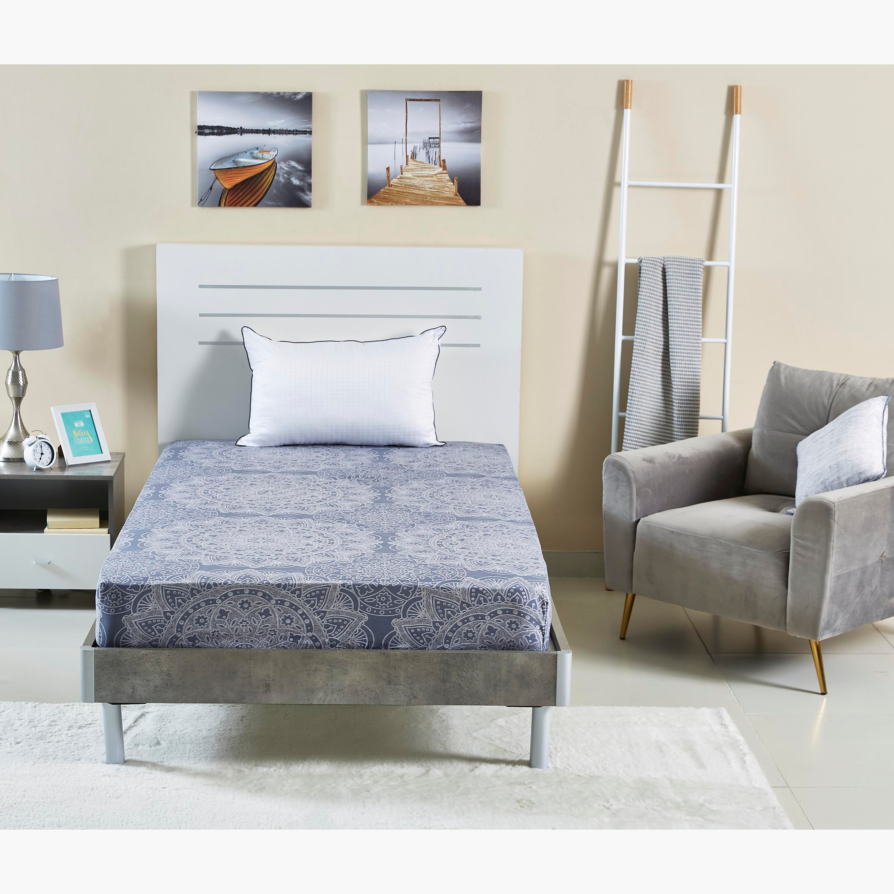 شرشف مطّاطي قطني مقاس مزدوج بطبعات من ميداليان - 120x200 سم-hbxhomeware-hbxbedroom-image-6