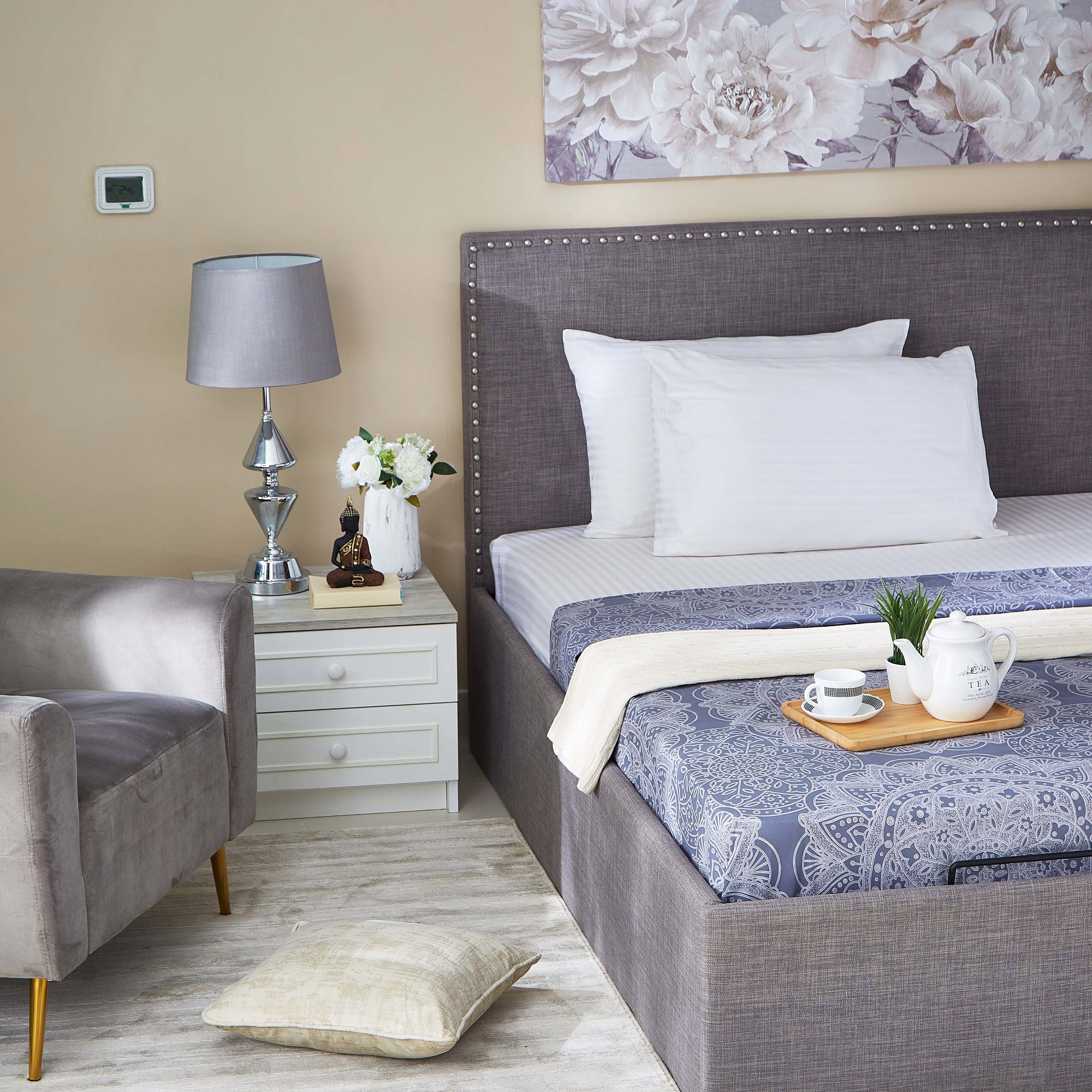 شرشف مسطّح قطني مقاس كينج بطبعات من ميداليون - 240x260 سم-hbxhomeware-hbxbedroom-image-3