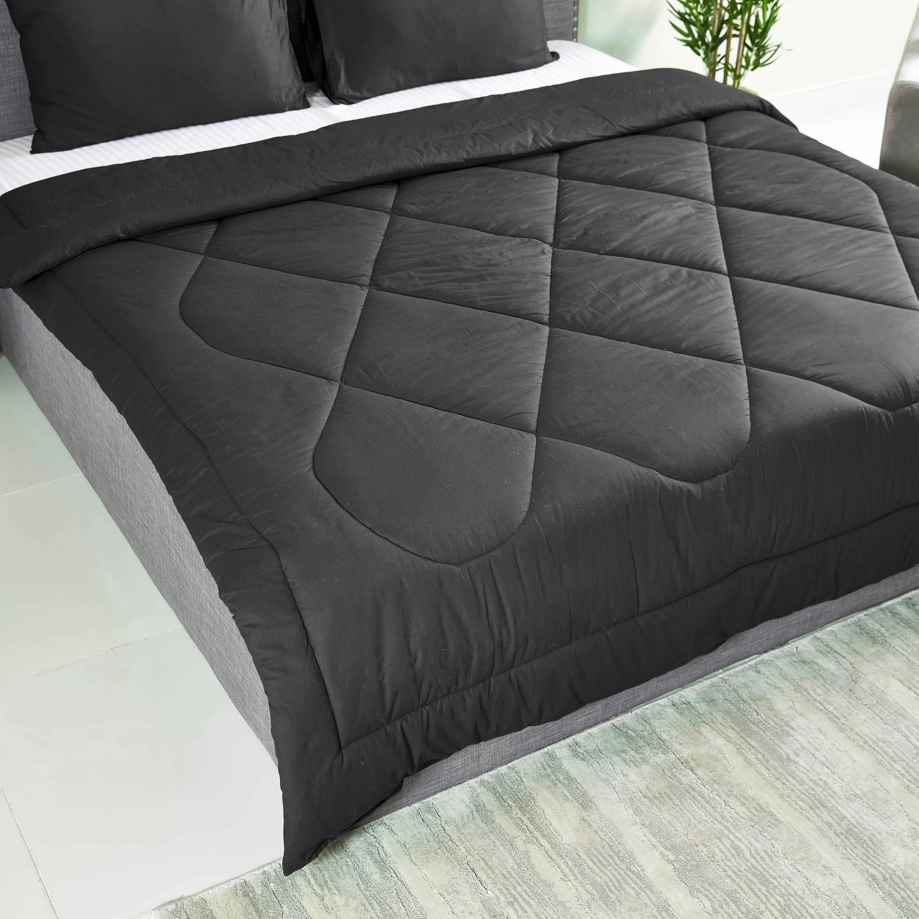 طقم لحاف سوبر كينج قطن سادة 3 قطع من ولينجتون - 240x240 سم-hbxhomeware-hbxdecorandfurnishings-image-3