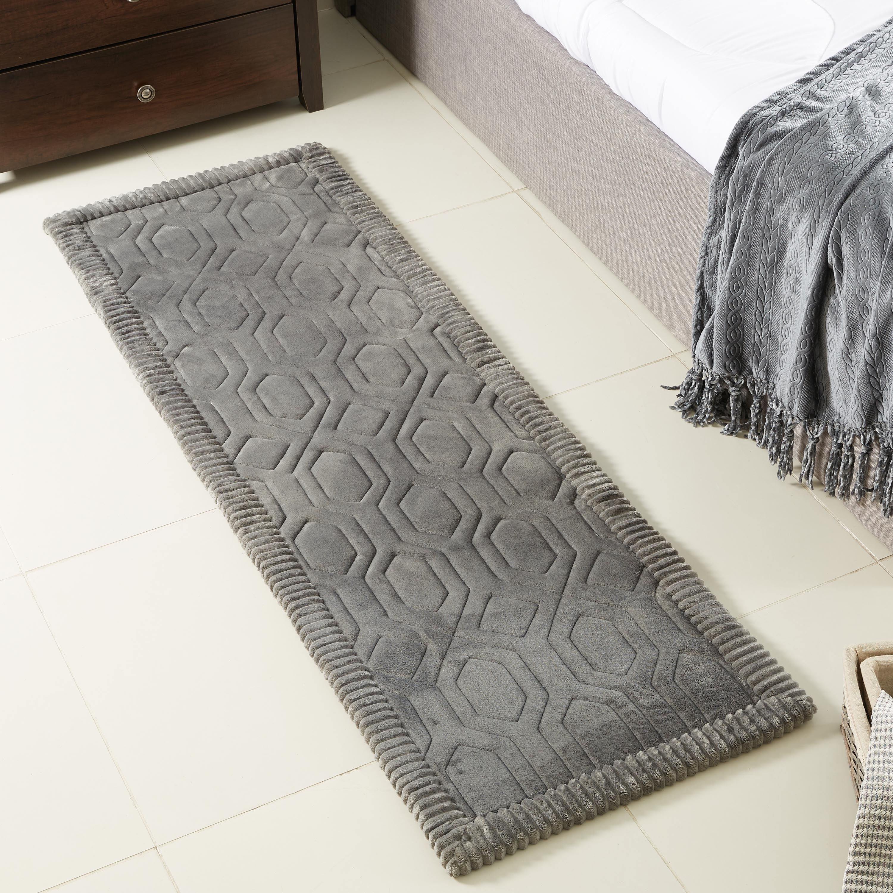 سجادة إسفنج حساس للضغط من مودينا - 60x180 سم-hbxdecorandfurnishings-floorcoverings-rugs-image-1