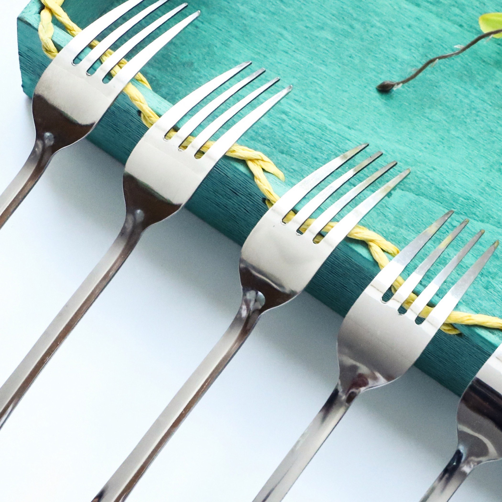 شوكة تحلية ستانليس ستيل من آكورد - طقم من 6 قطع-hbxhomeware-hbxkitchen-image-2