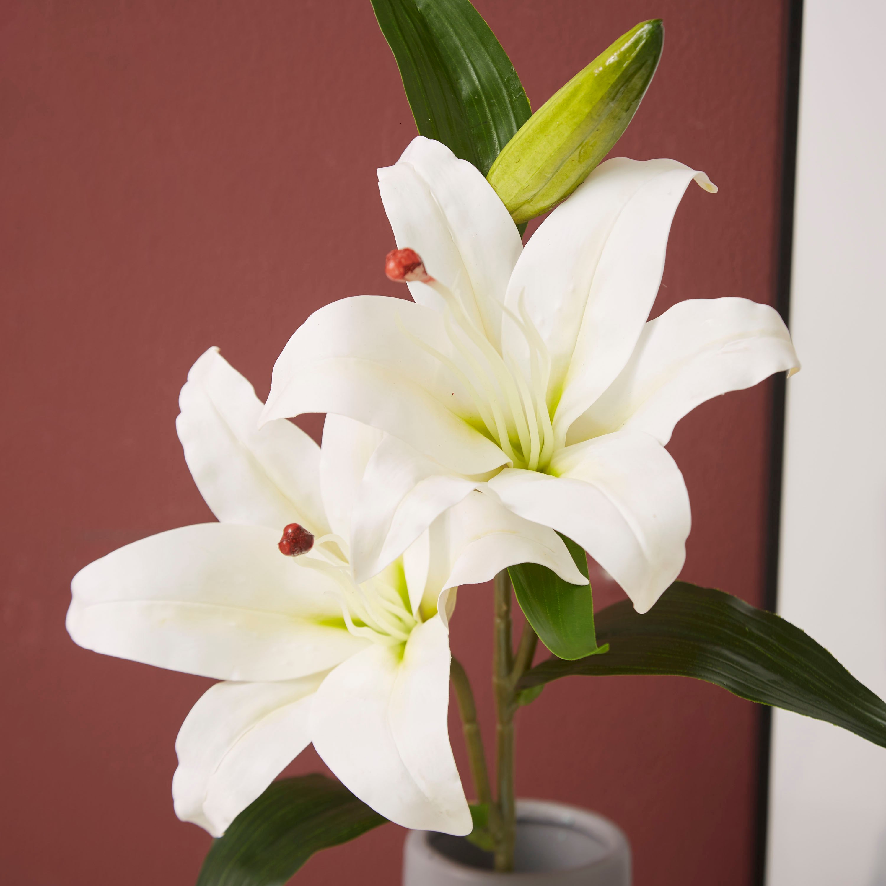 Lida Lily Flower Bunch - 69 cm-hbxdecorandfurnishings-homeaccessories-artificialflowersandplants-image-2