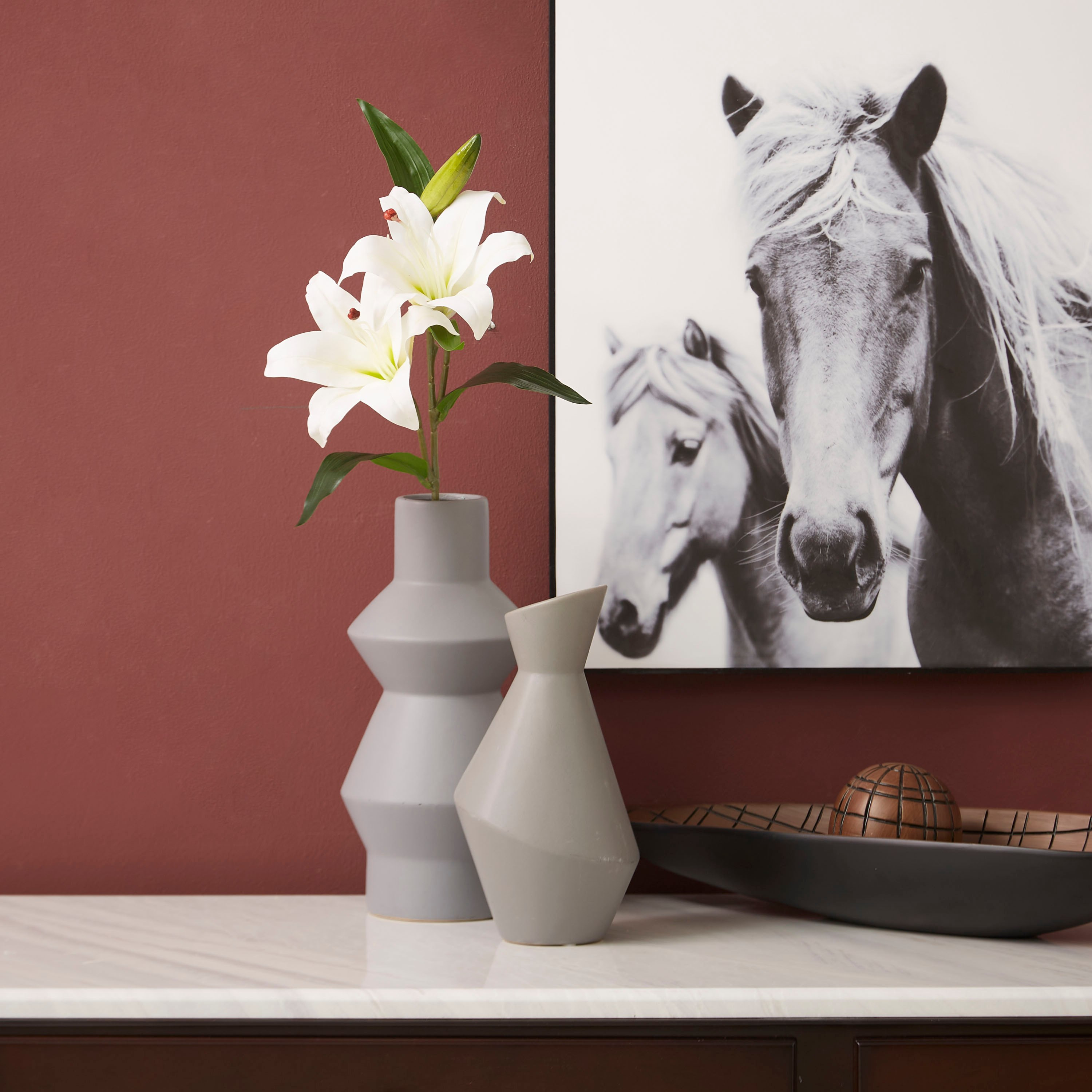 Lida Lily Flower Bunch - 69 cm-hbxdecorandfurnishings-homeaccessories-artificialflowersandplants-image-3