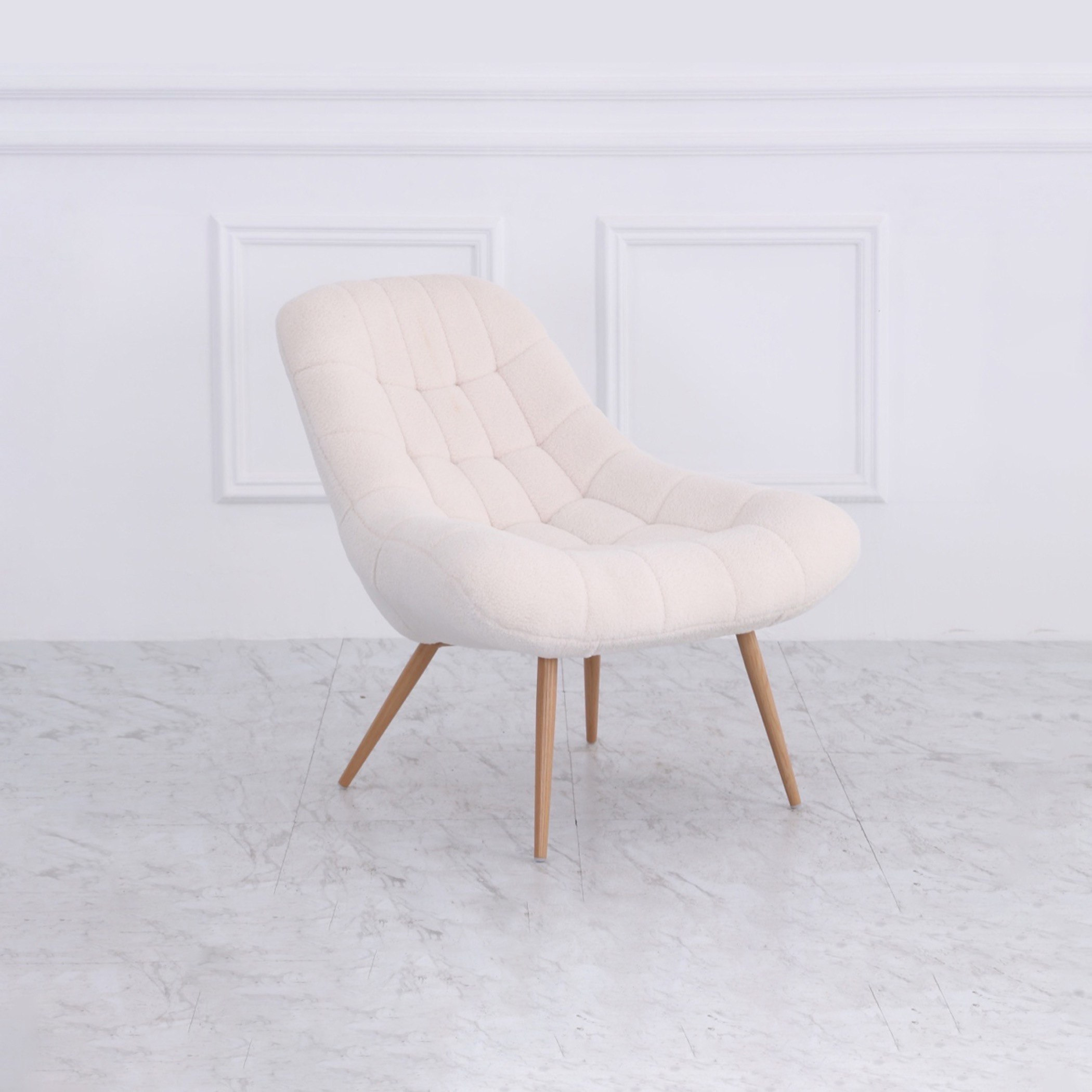 كرسي قماشي من مارني-hbxlivingroom-sofasandarmchairs-sofas-image-1