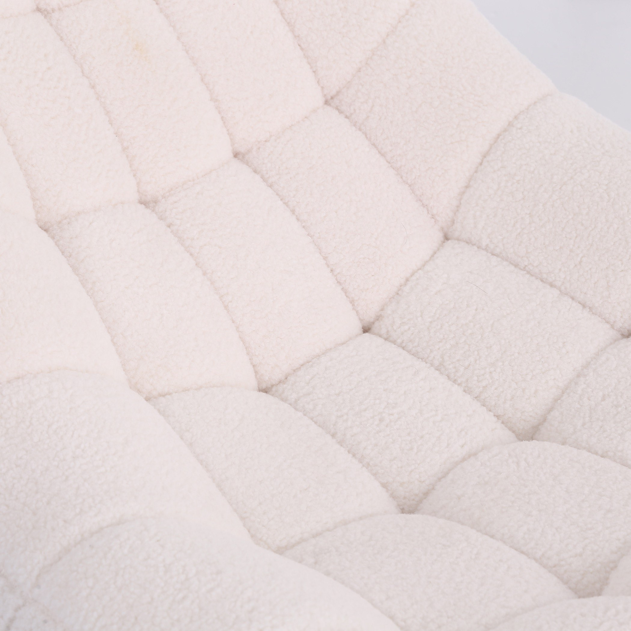كرسي قماشي من مارني-hbxlivingroom-sofasandarmchairs-sofas-image-9