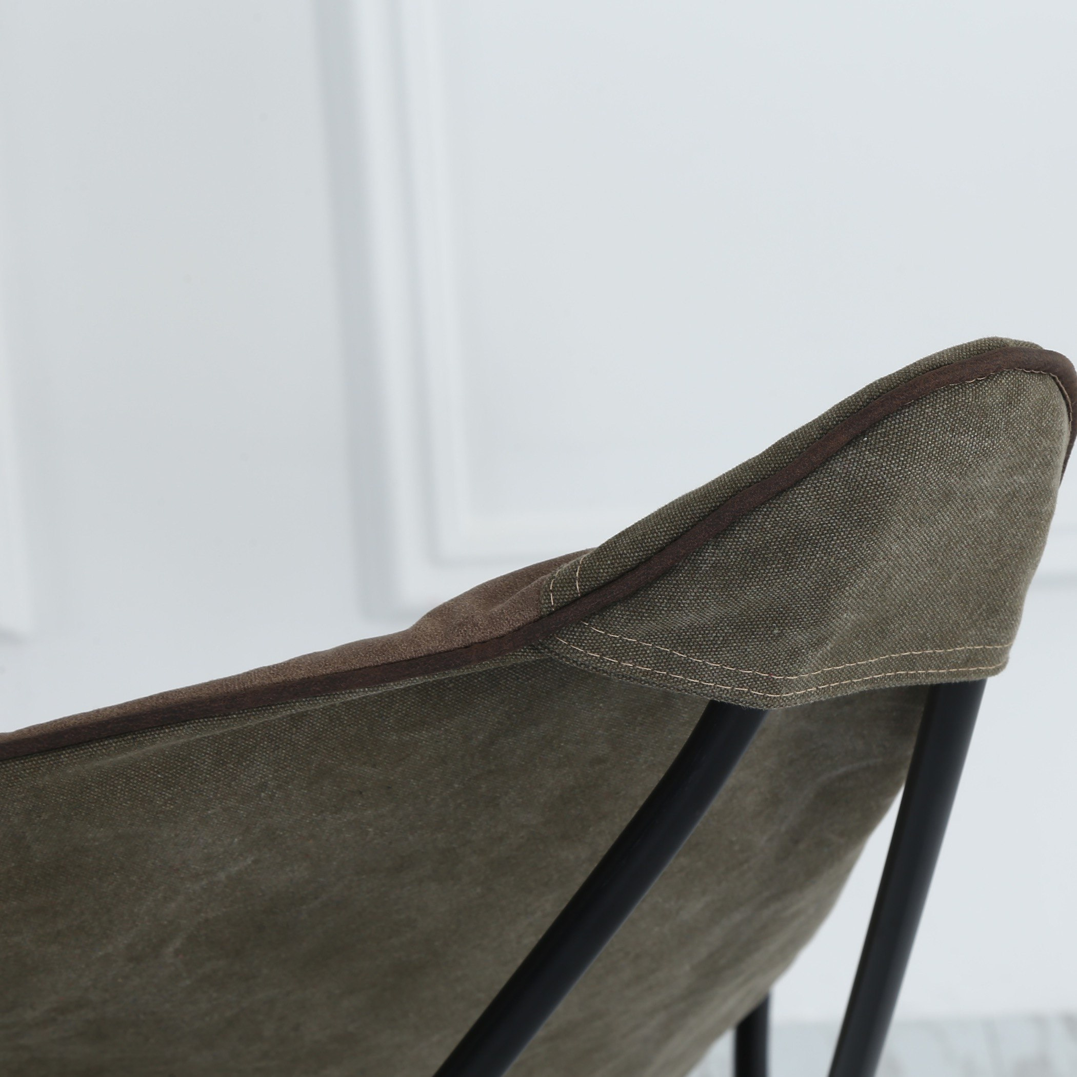 كرسي قماشي شبه جلد من داريال-hbxfurniture-sofasandarmchairs-armchairs-image-7