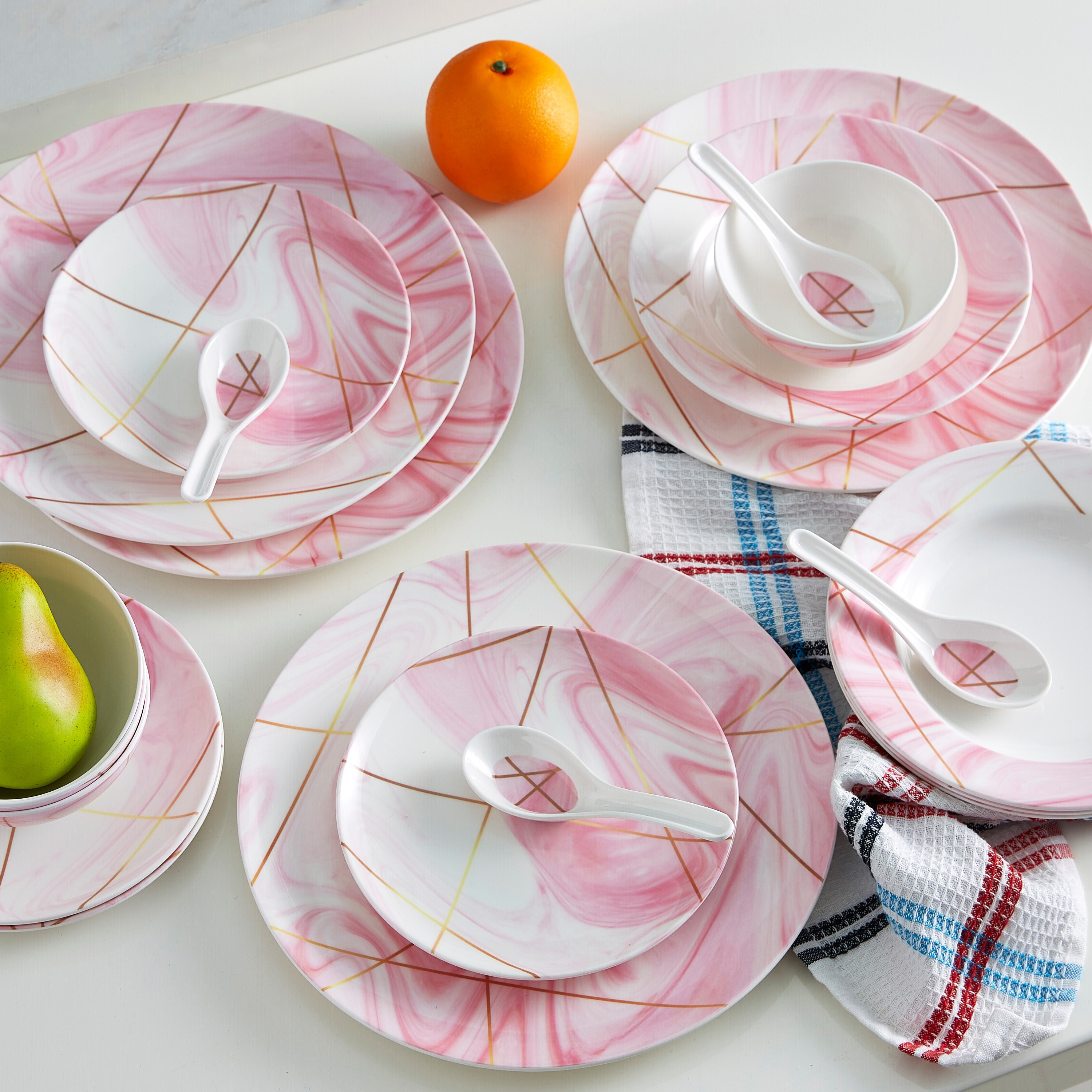 طقم مستلزمات مائدة ماربل جولد 20 قطعة من فيستيف-hbxhomeware-hbxkitchen-image-8