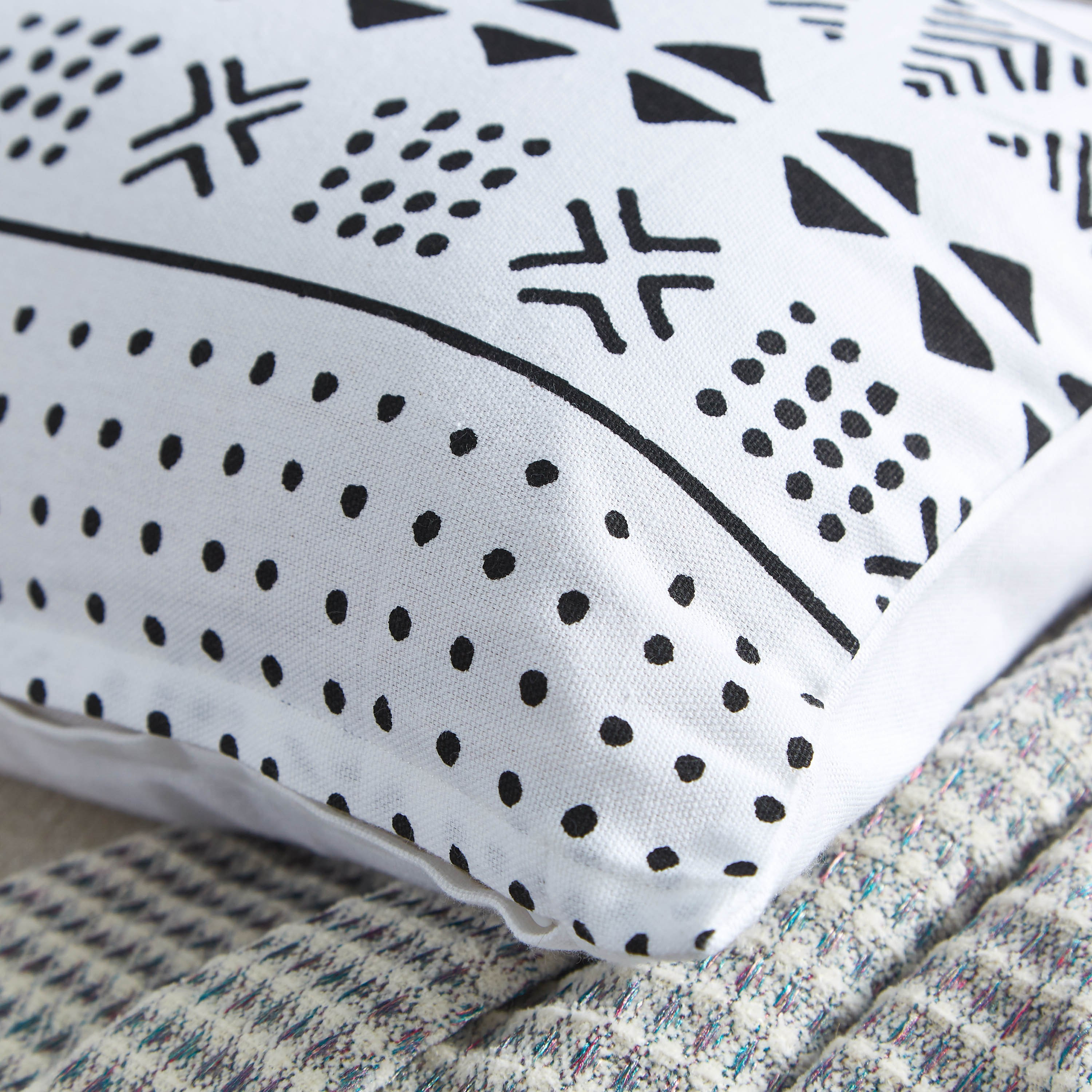 غطاء وسادة قطن بطبعات من نوفا أفرو - 30x50 سم-hbxhomeware-cushionsandcovers-cushioncovers-image-2