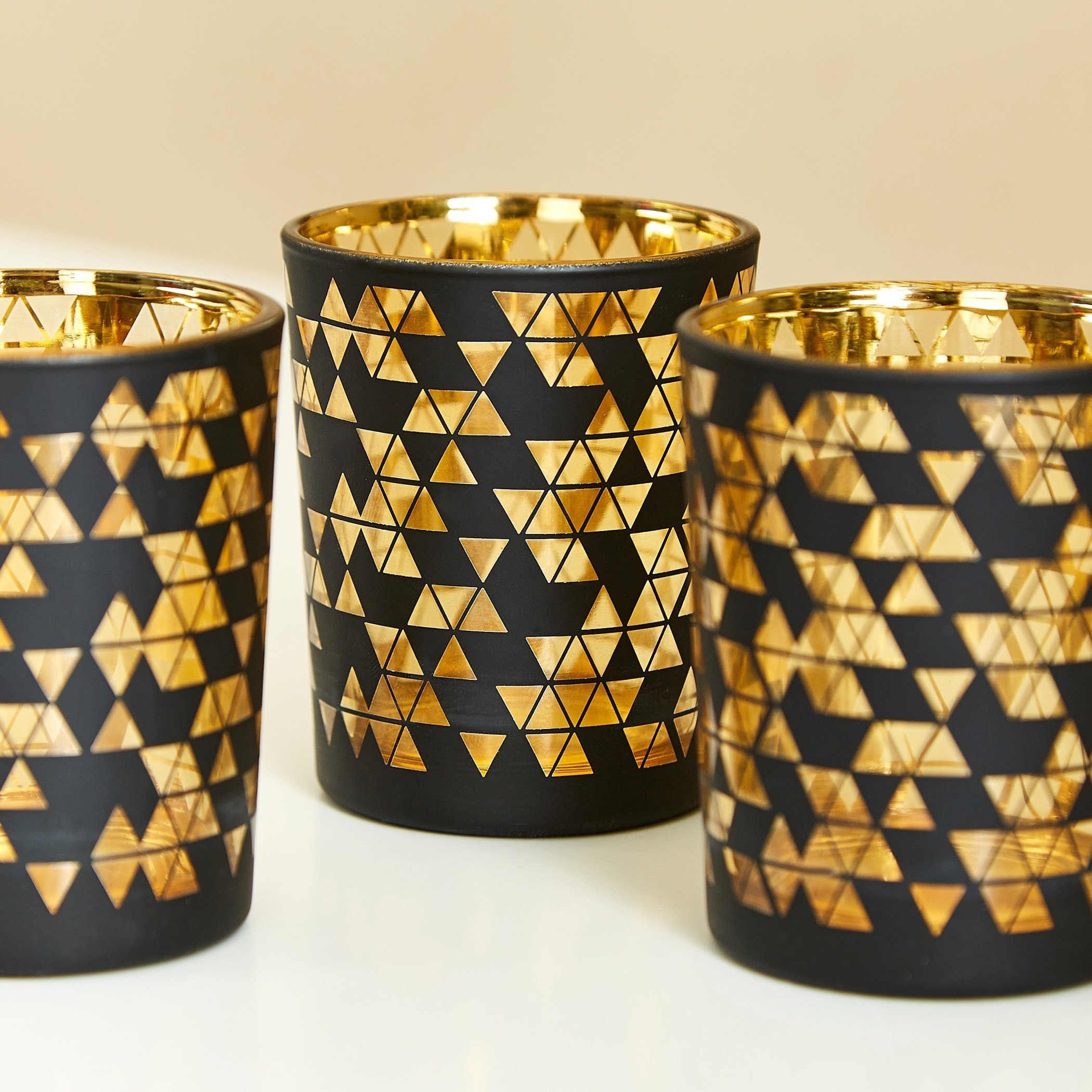 طقم حامل شموع صغيرة فوتيف زجاجي مثلث -3 قطع من مينيرفا-hbxlivingroom-decorandaccessories-candleholders-image-4
