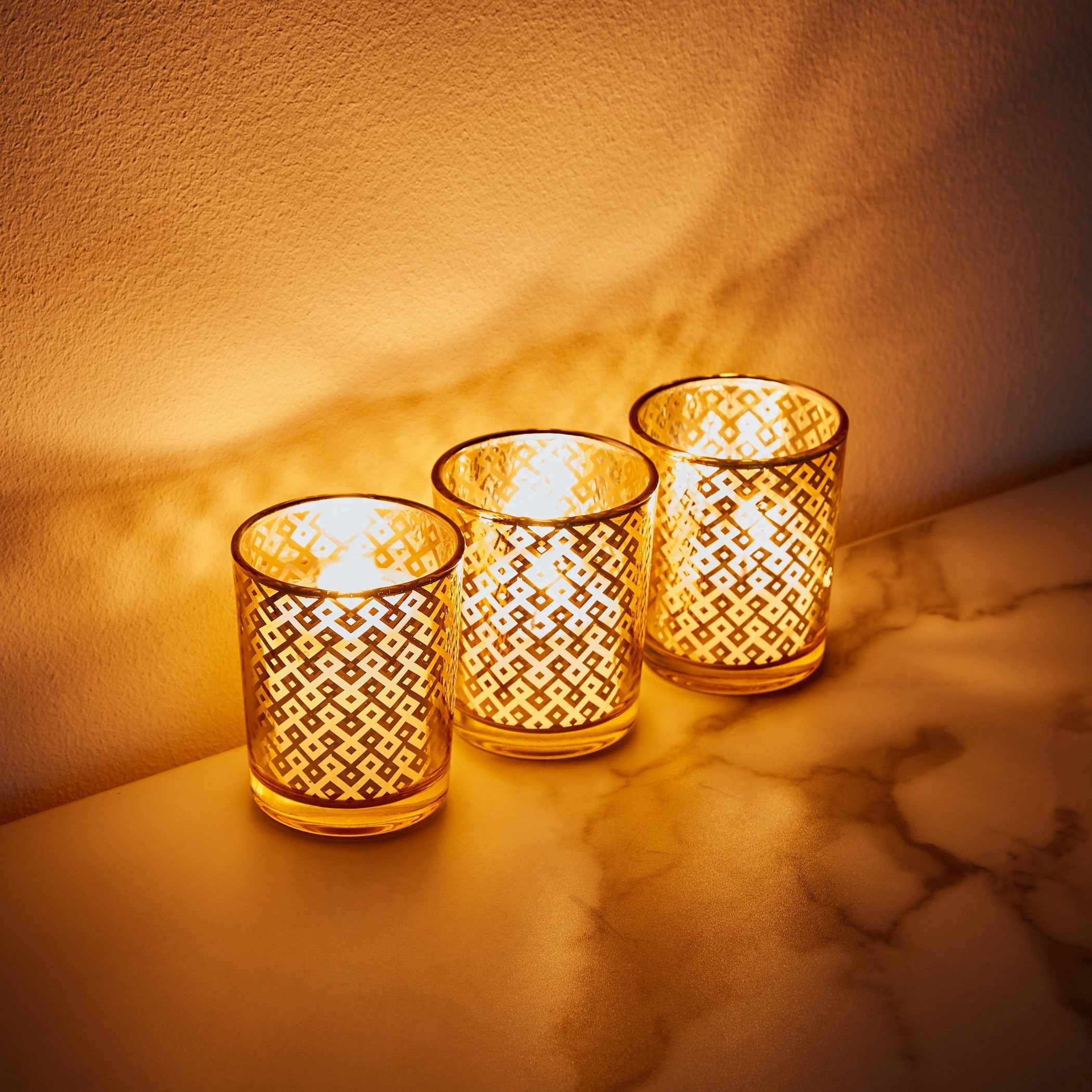 طقم حامل شموع فوتيف زجاجي 3 قطع من مينيرفا ميندير-hbxlivingroom-decorandaccessories-candleholders-image-2