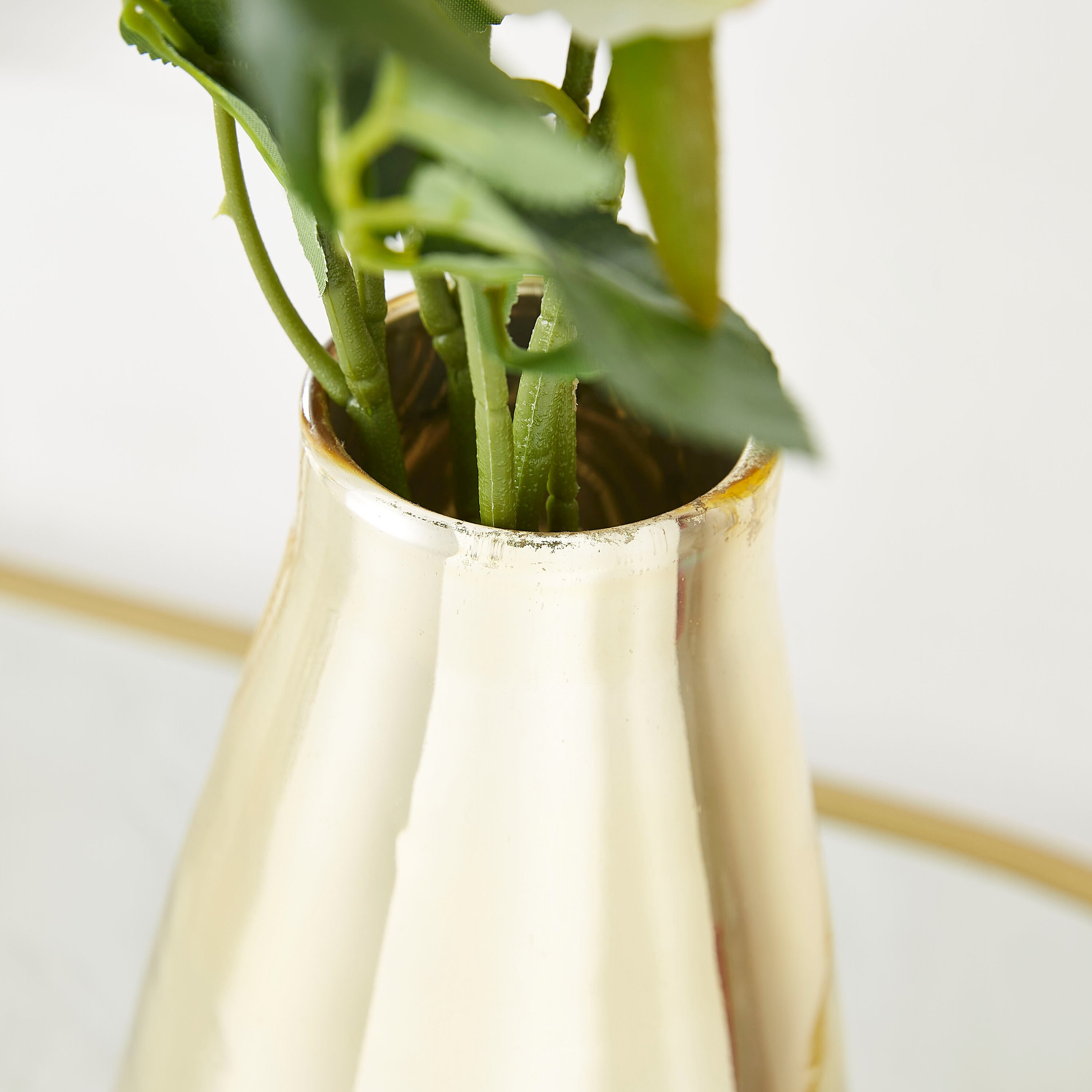 مزهرية زجاجية بتصميم أنبوب - هانا-hbxbedroom-decorandaccessories-vases-image-3