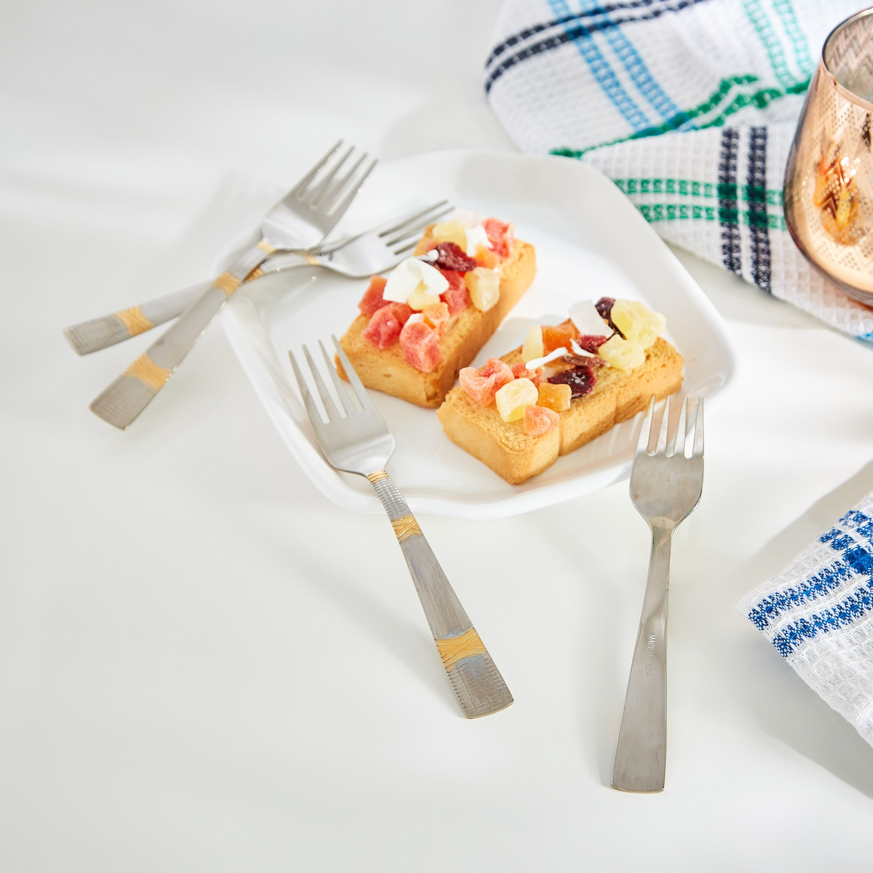 Casa Stainless Steel Cake Fork - Set of 4-hbxhomeware-hbxkitchen-image-3