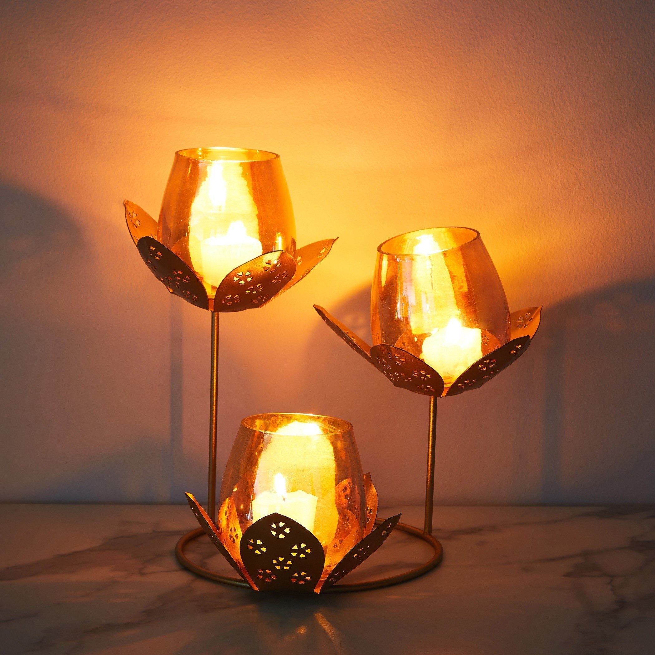 طقم حامل شموع صغيرة على شكل لوتس 3 قطع مع حامل من سمرقند-hbxlivingroom-decorandaccessories-candleholders-image-2