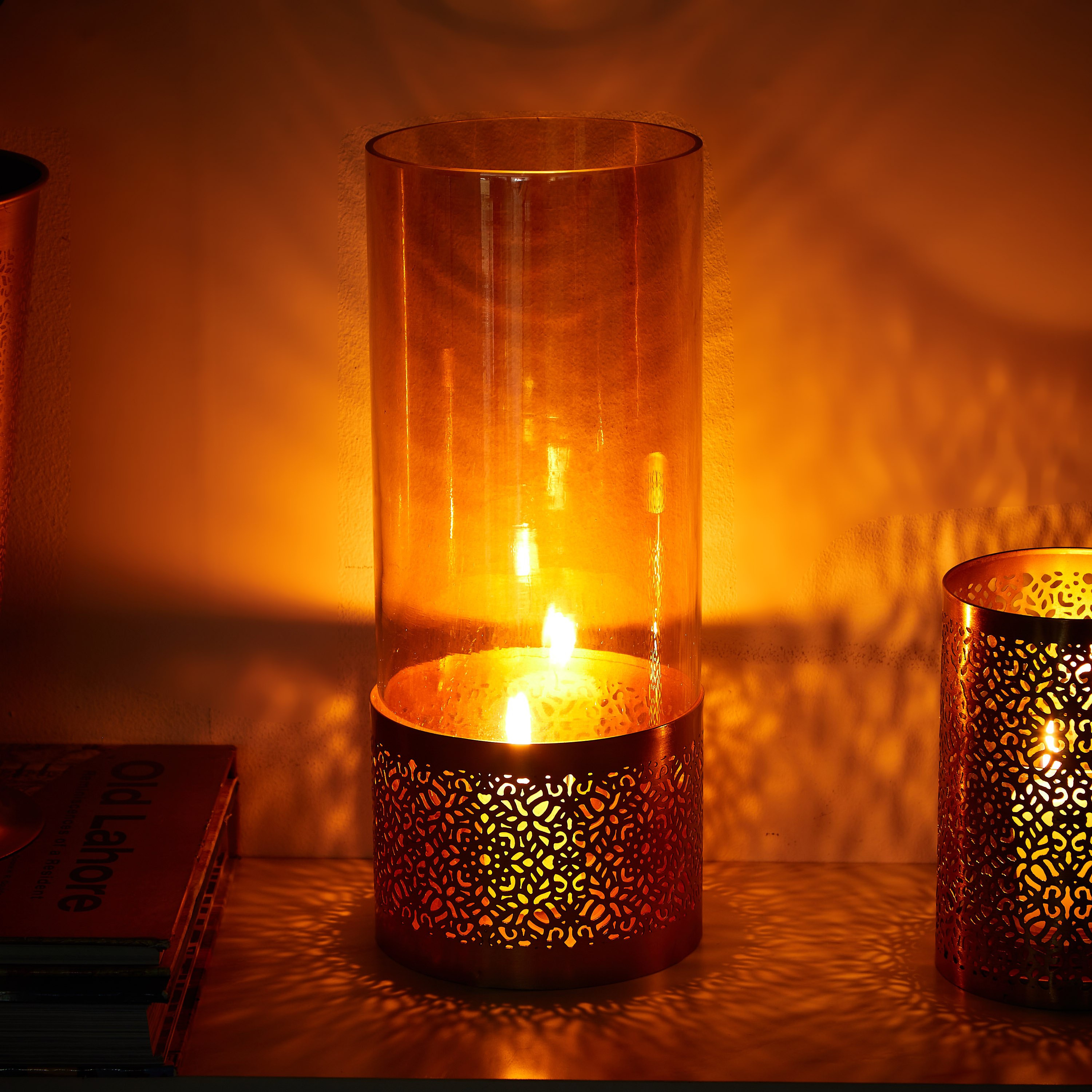 فانوس تريليس معدني من ميرا - 30 سم-hbxlivingroom-decorandaccessories-candleholders-image-1