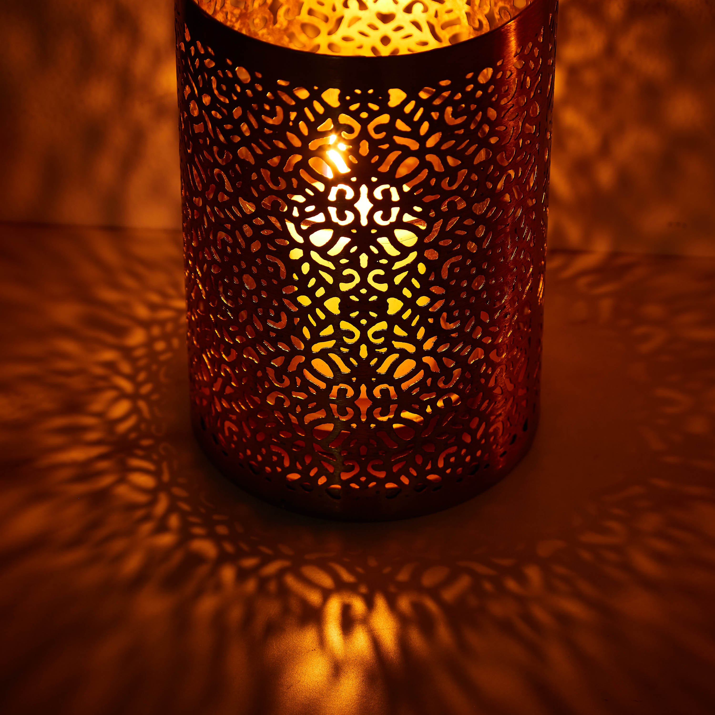 Myrrah Metal Trellis Votive - 15 cm-hbxlivingroom-decorandaccessories-candleholders-image-3