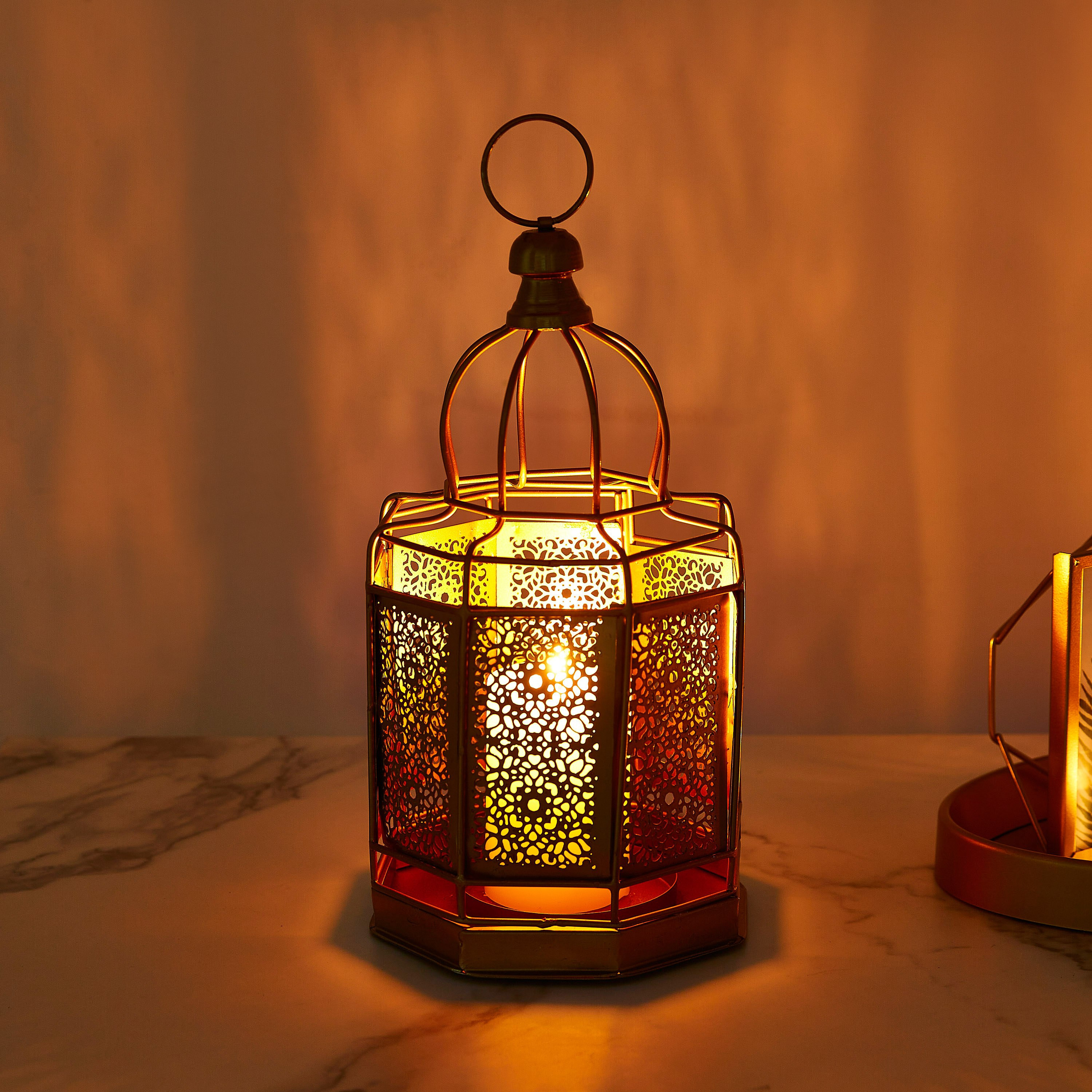 فانوس تريليس معدني بتصميم قبّة من ميرا-PROMO_HB_AE_B1G1_250925-image-1