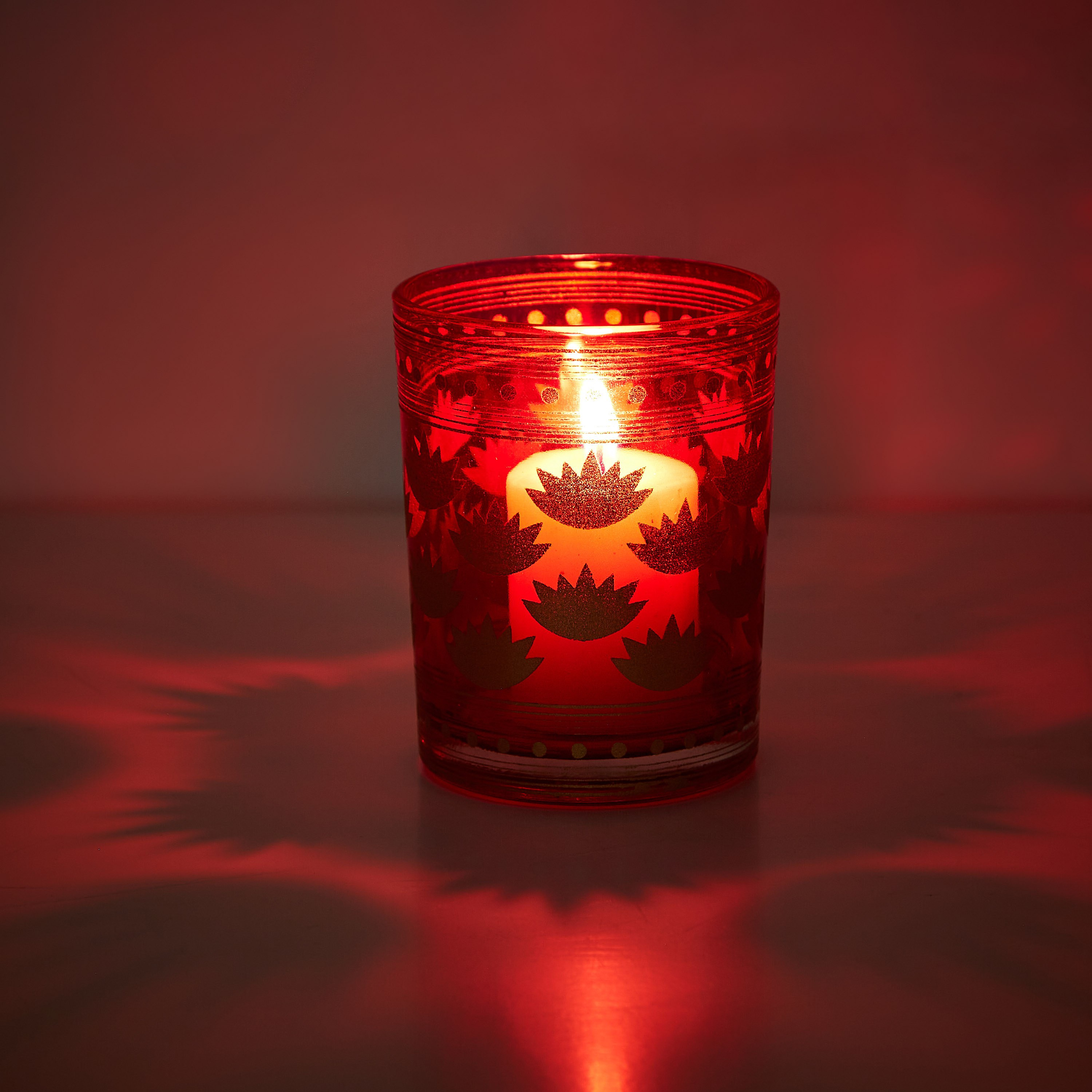 فوتيف زجاجي بملصق زهرة اللوتس من ميرا-hbxlivingroom-decorandaccessories-candleholders-image-1