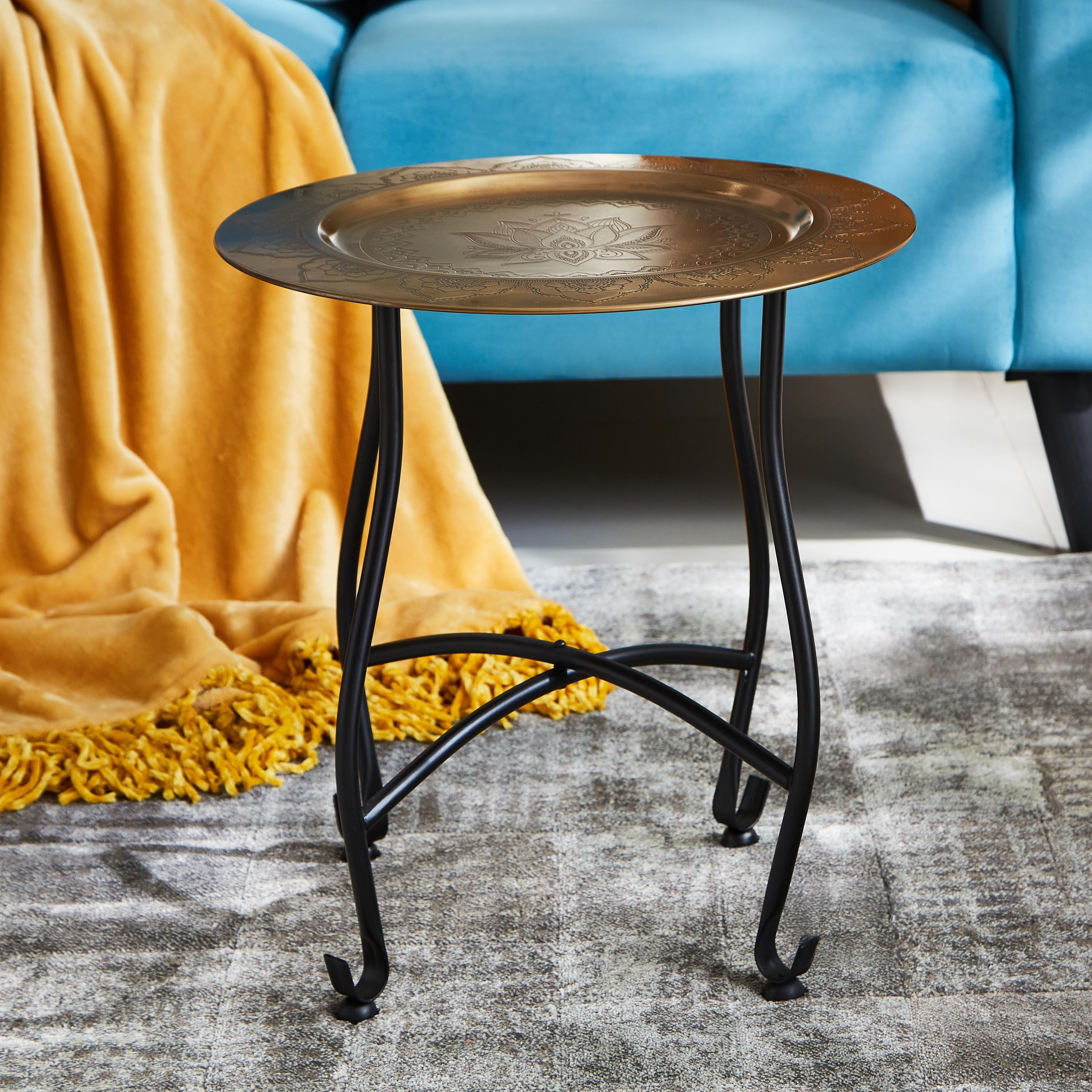 طاولة مغربية معدنية بملصق لوتس من ميرا-hbxfurniture-livingroom-endtables-image-2