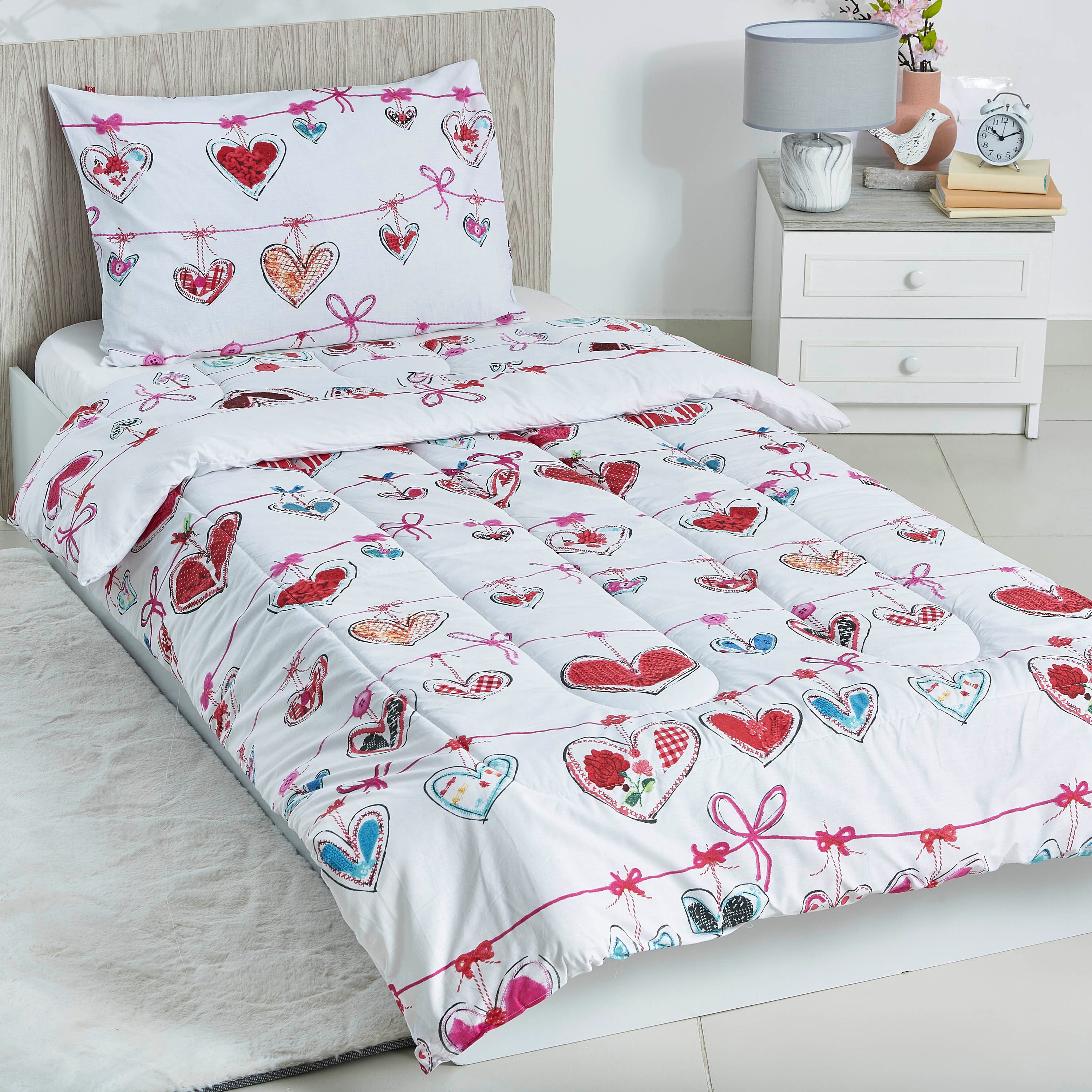 طقم لحاف فردي قطعتين من إلفيش جارلاند - 135x220 سم-hbxhomeware-hbxkidsandyouth-image-1