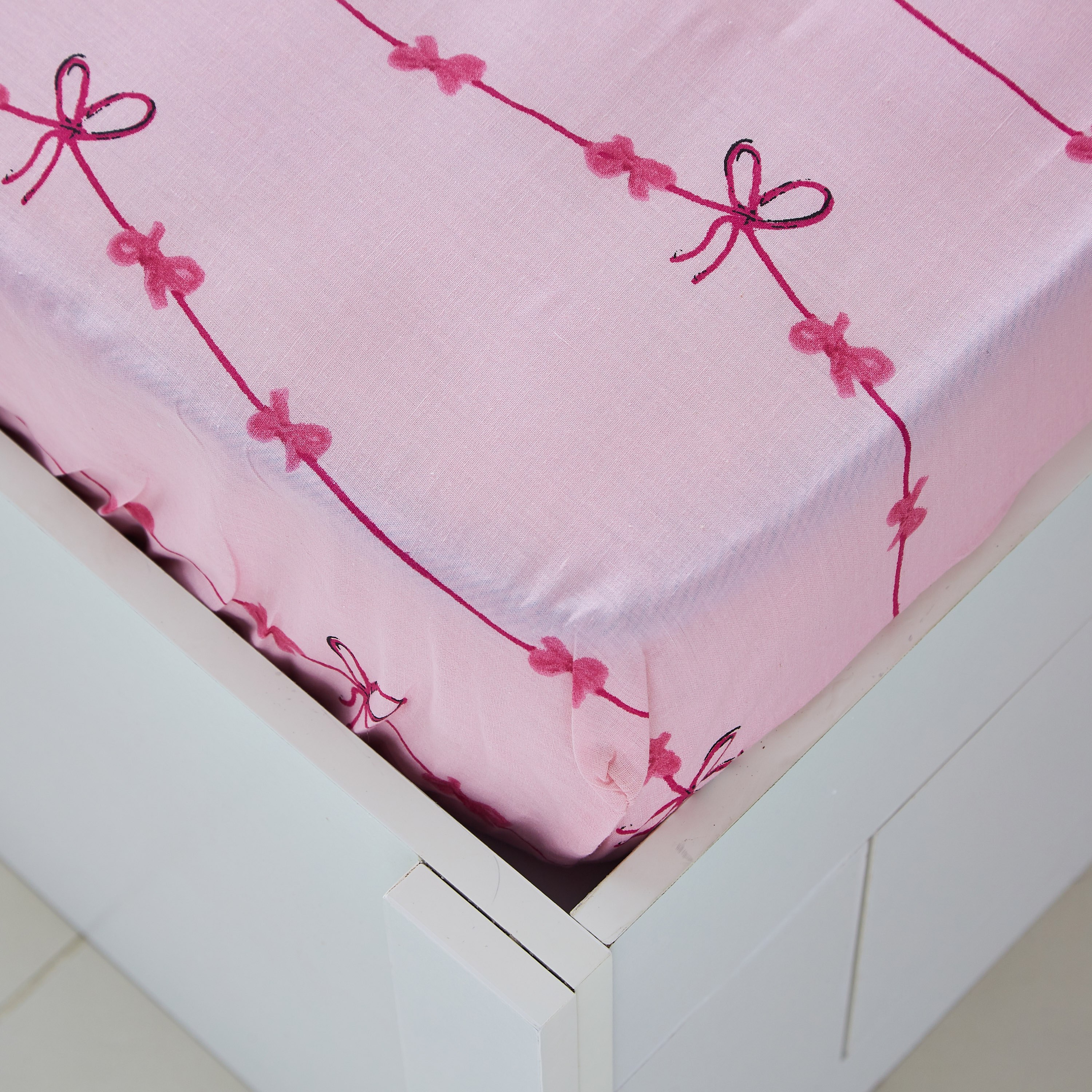 شرشف مطاطي فردي من إلفيش جارلاند - 90x200 سم-hbxhomeware-hbxkidsandyouth-image-3