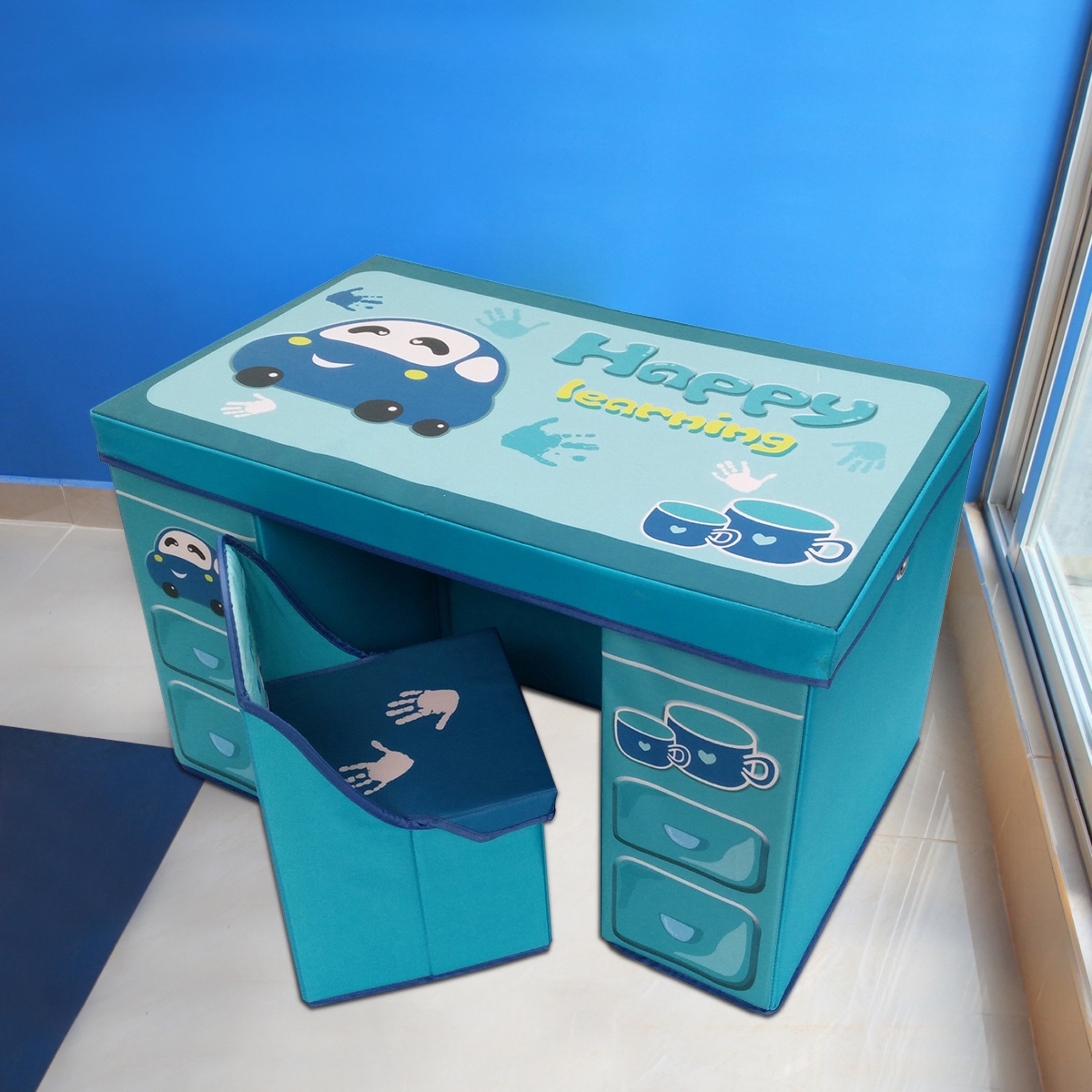 طقم طاولة تعليم قابلة للطي وكرسي بطبعات سيّارة من جوي-hbxkidsandyouth-playroom-stationery-image-1