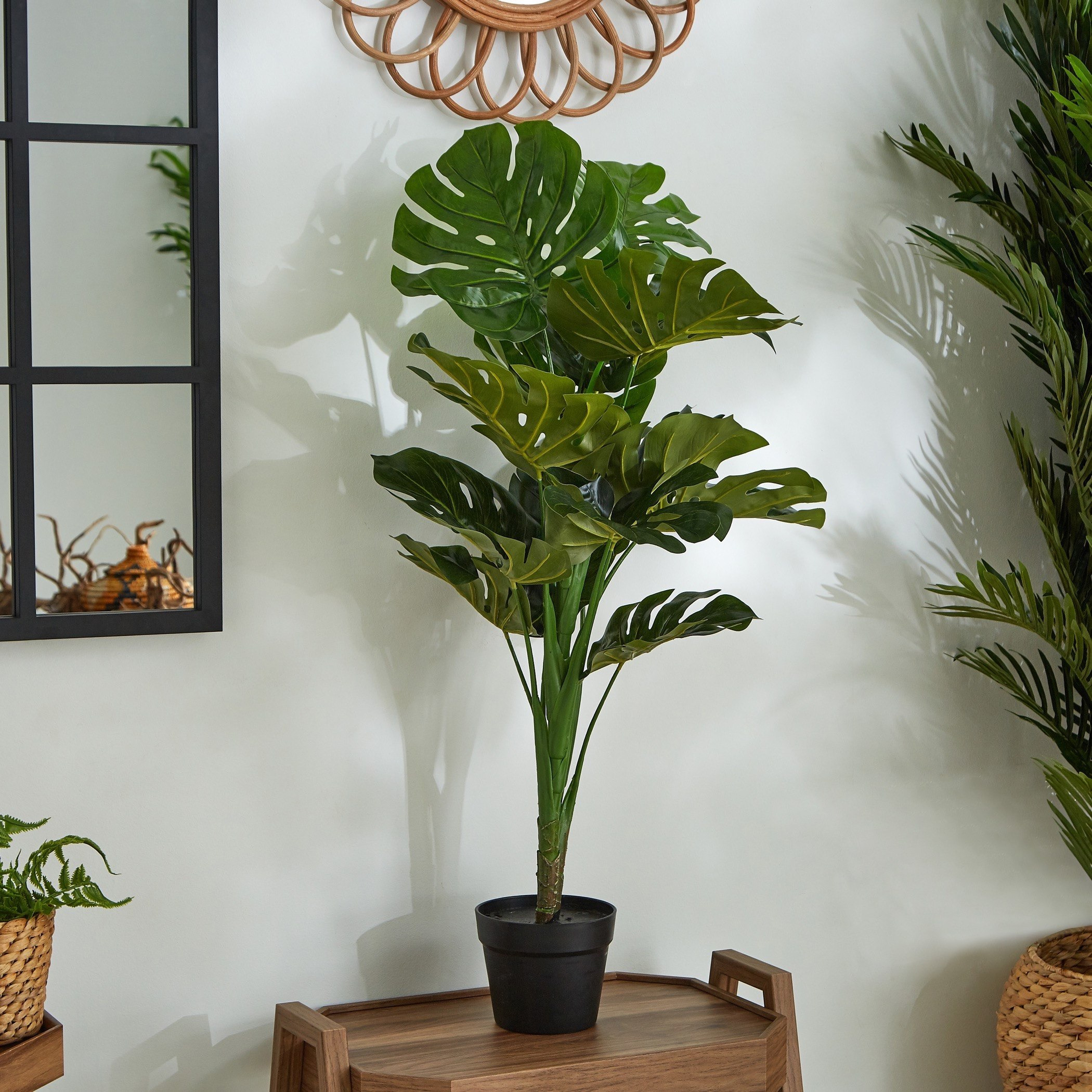 شجرة مونيستيرا في إصيص من سيارا - 90 سم-hbxdecorandfurnishings-homeaccessories-artificialflowersandplants-image-1