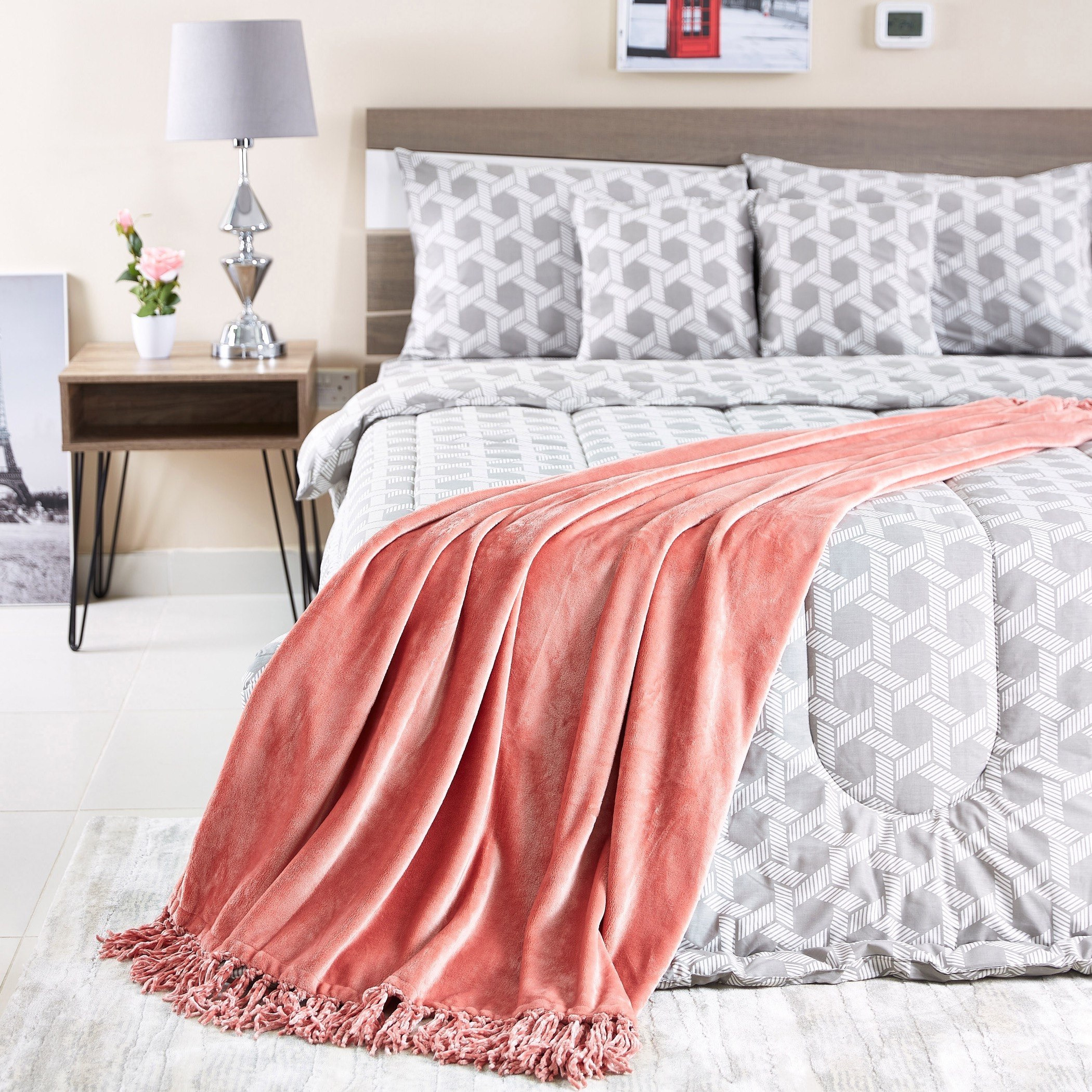 غطاء سادة مايكرو فلانيل من بيلا - 127 × 177 سم-hbxhomeware-hbxbedroom-image-4
