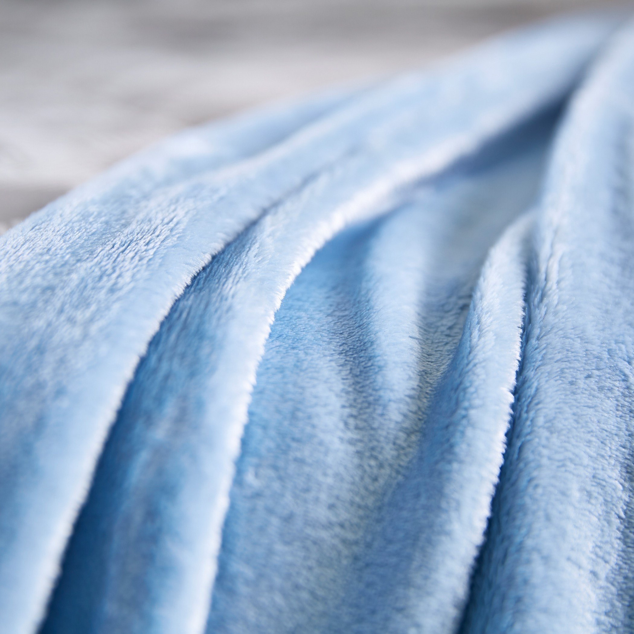 Bella Solid Micro Flannel Throw - 127x177 cm-hbxhomeware-hbxbedroom-image-2