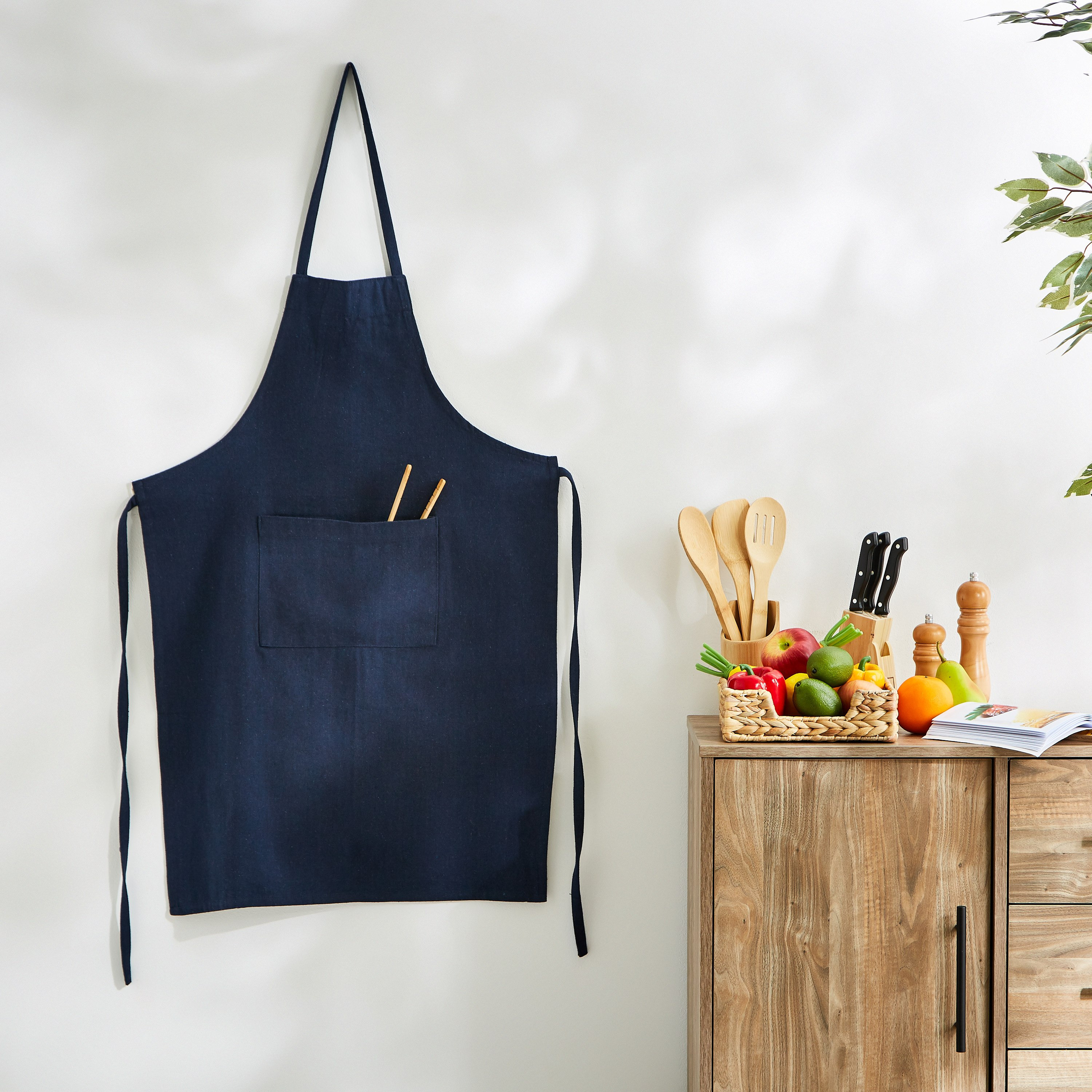 UNI Solid Cotton Apron-hbxhomeware-kitchenware-kitchenlinens-image-3