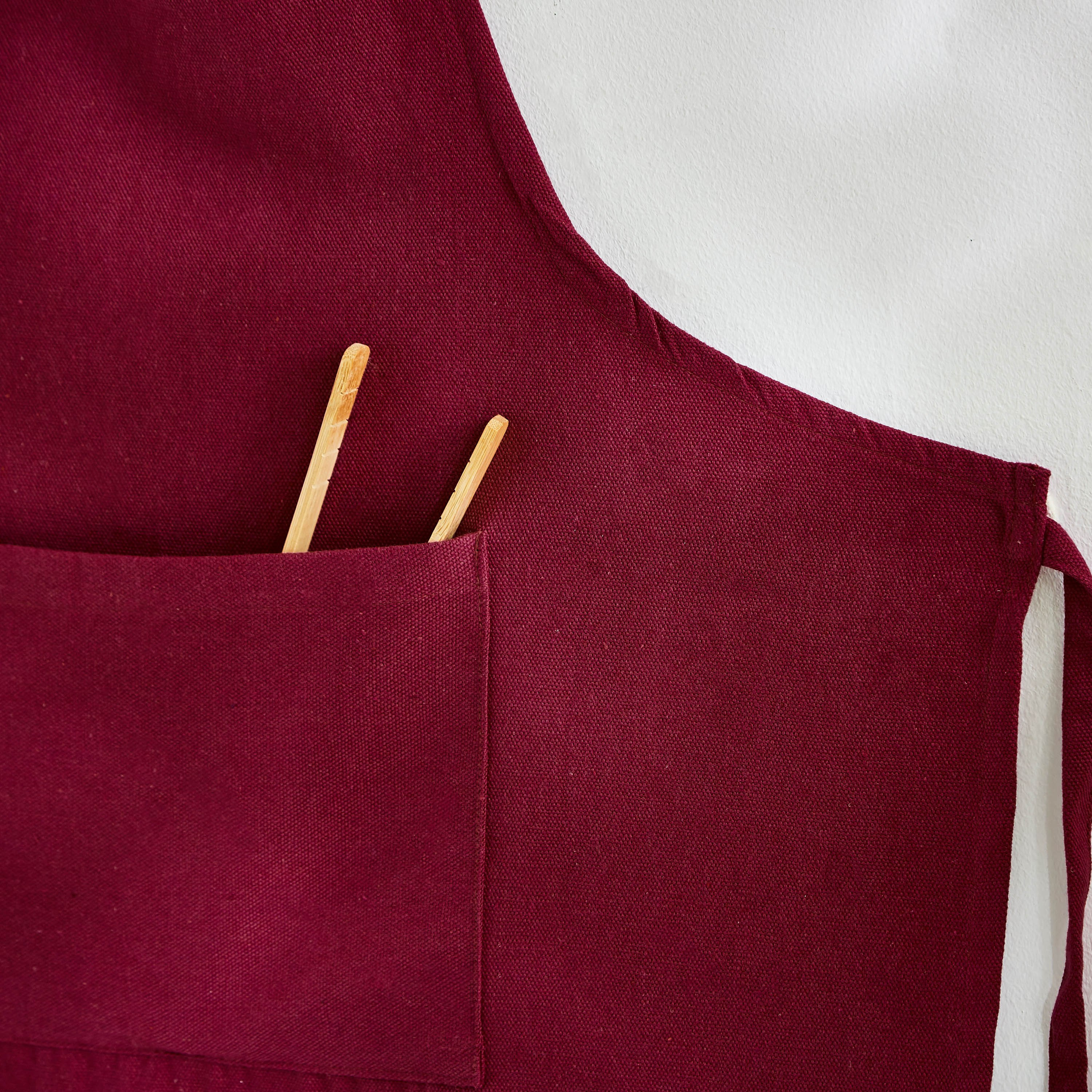 UNI Cotton Solid Apron-hbxhomeware-kitchenware-kitchenlinens-image-2