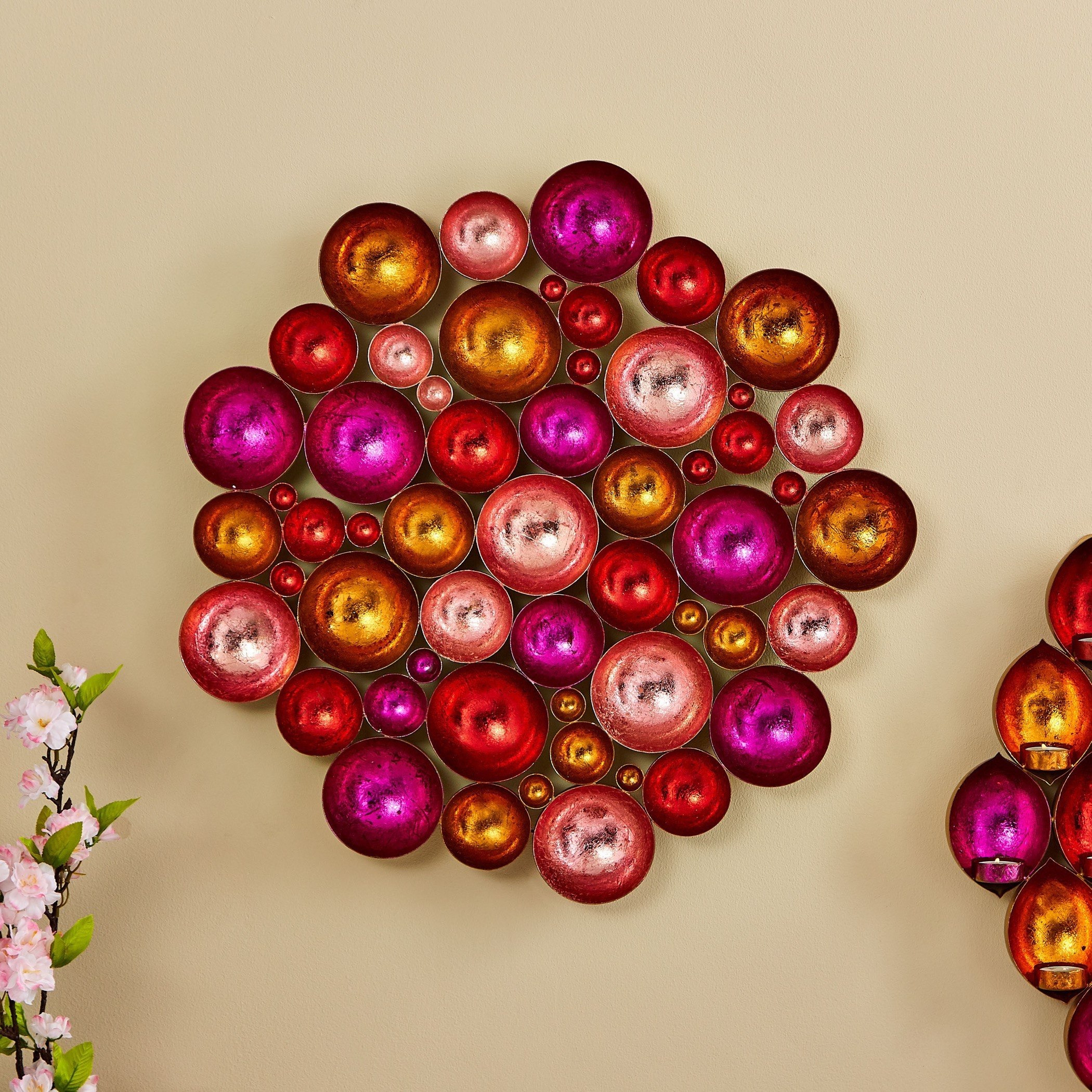 حامل شموع صغيرة معدني بتصميم زهرة للطاولة والحائط من زها -hbxlivingroom-decorandaccessories-candleholders-image-1