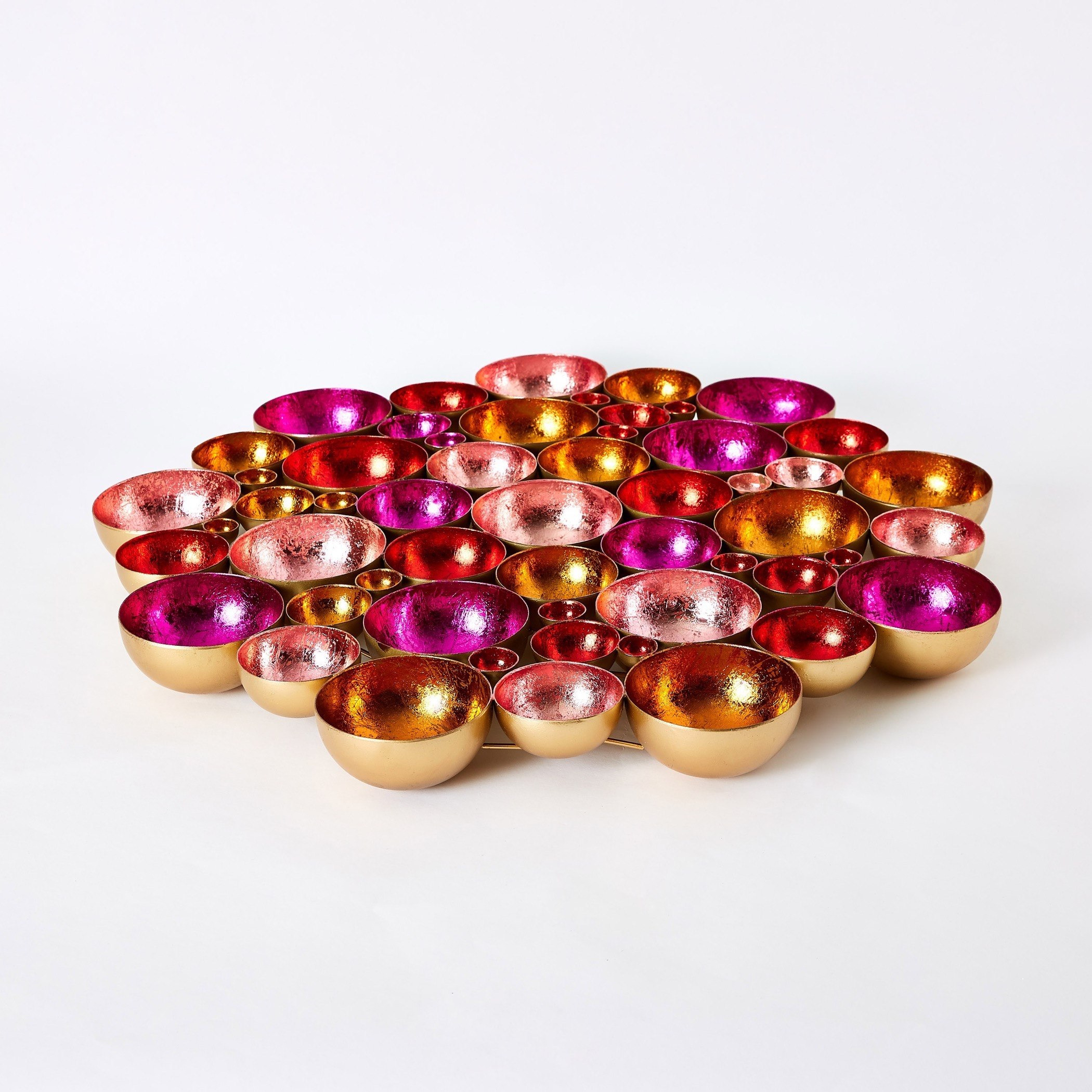 حامل شموع صغيرة معدني بتصميم زهرة للطاولة والحائط من زها -hbxlivingroom-decorandaccessories-candleholders-image-6