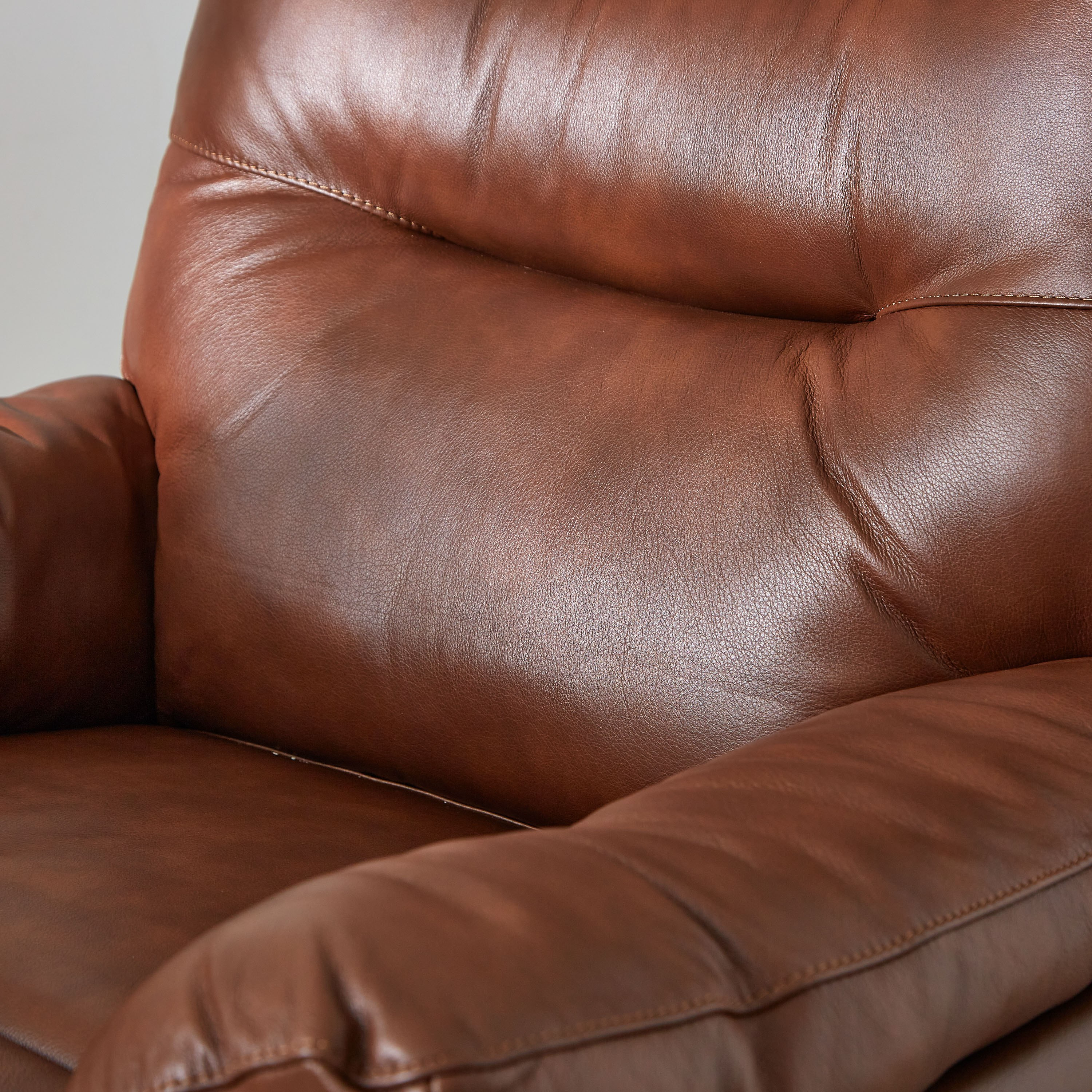 كنبة استرخاء نصف جلد مقعد واحد مع عجلات دوّارة من هيمينجتون-hbxfurniture-livingroom-sofasandsofasets-image-7