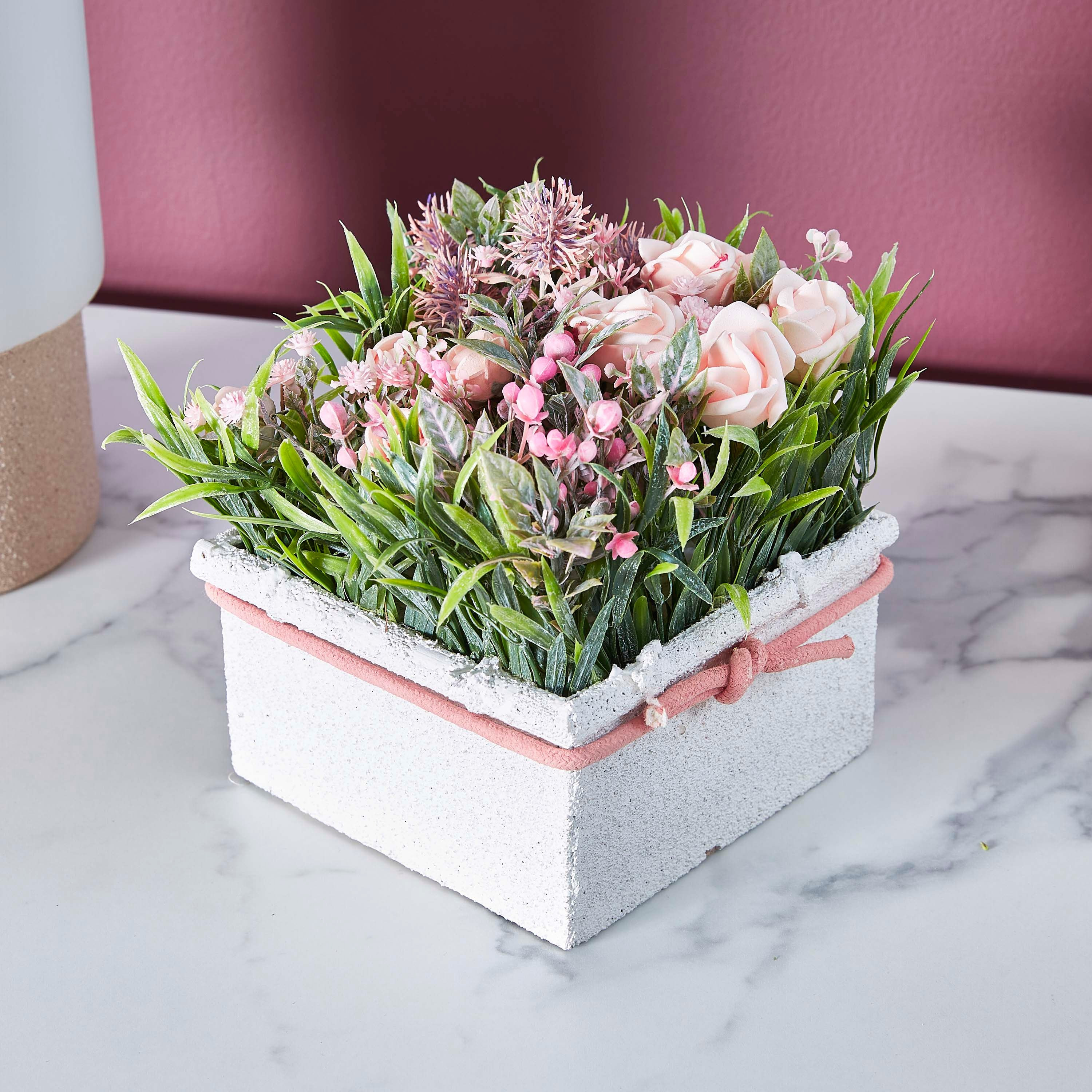 آنية ورود حديقة من آيريس-hbxdecorandfurnishings-homeaccessories-artificialflowersandplants-image-1