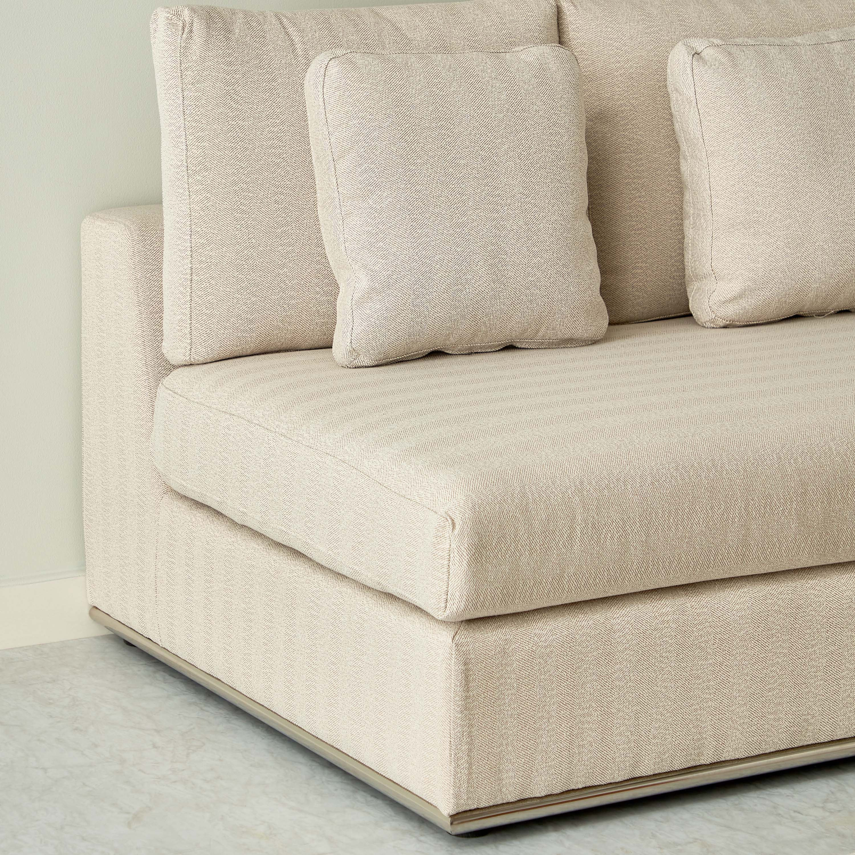 كرسي قماشي دون مساند ذراعين لارج آند لاكجوريوس من جيوفاني-hbxfurniture-livingroom-sofasandsofasets-image-6