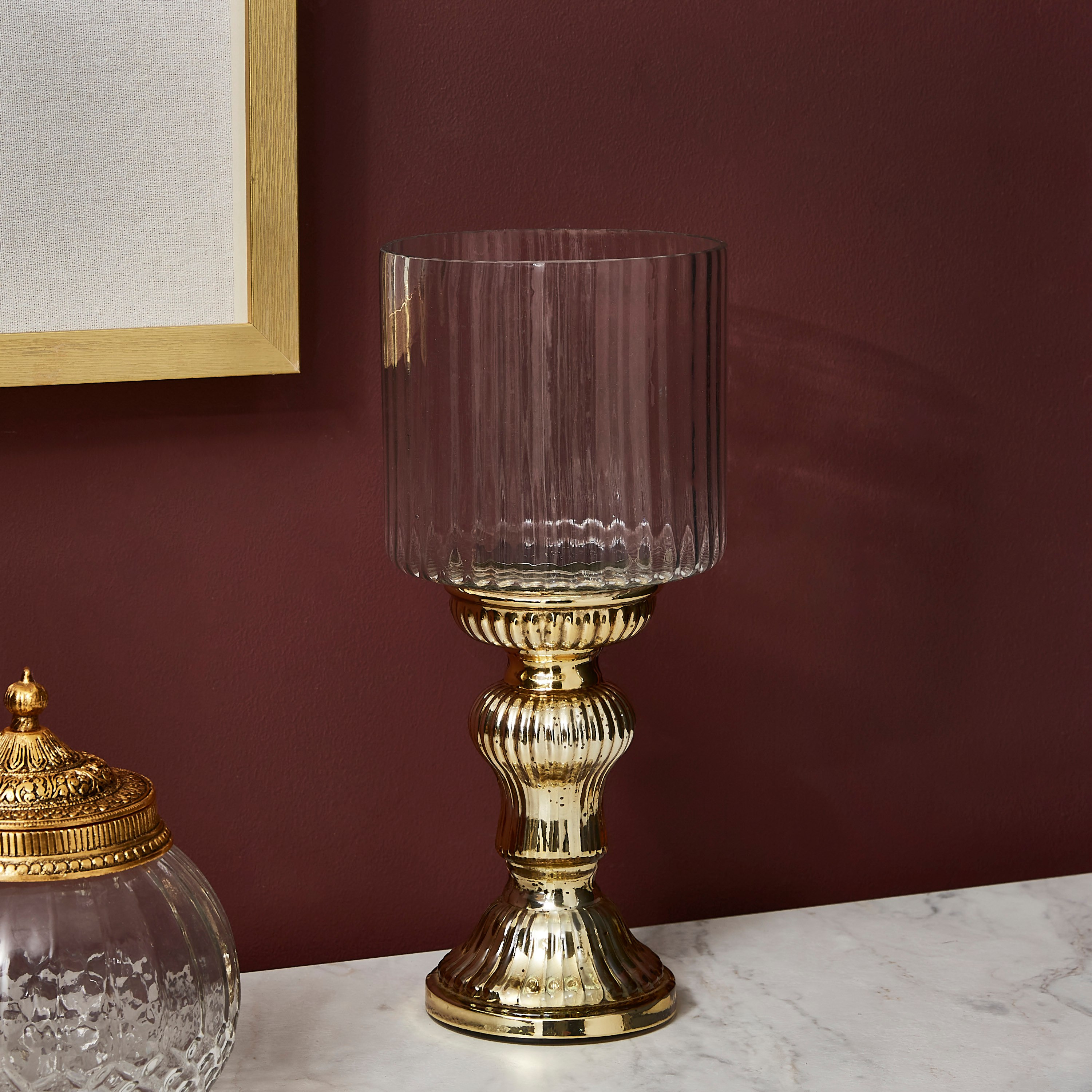 حامل شموع بتصميم فانوس زجاجي من أروها-hbxlivingroom-decorandaccessories-candleholders-image-1