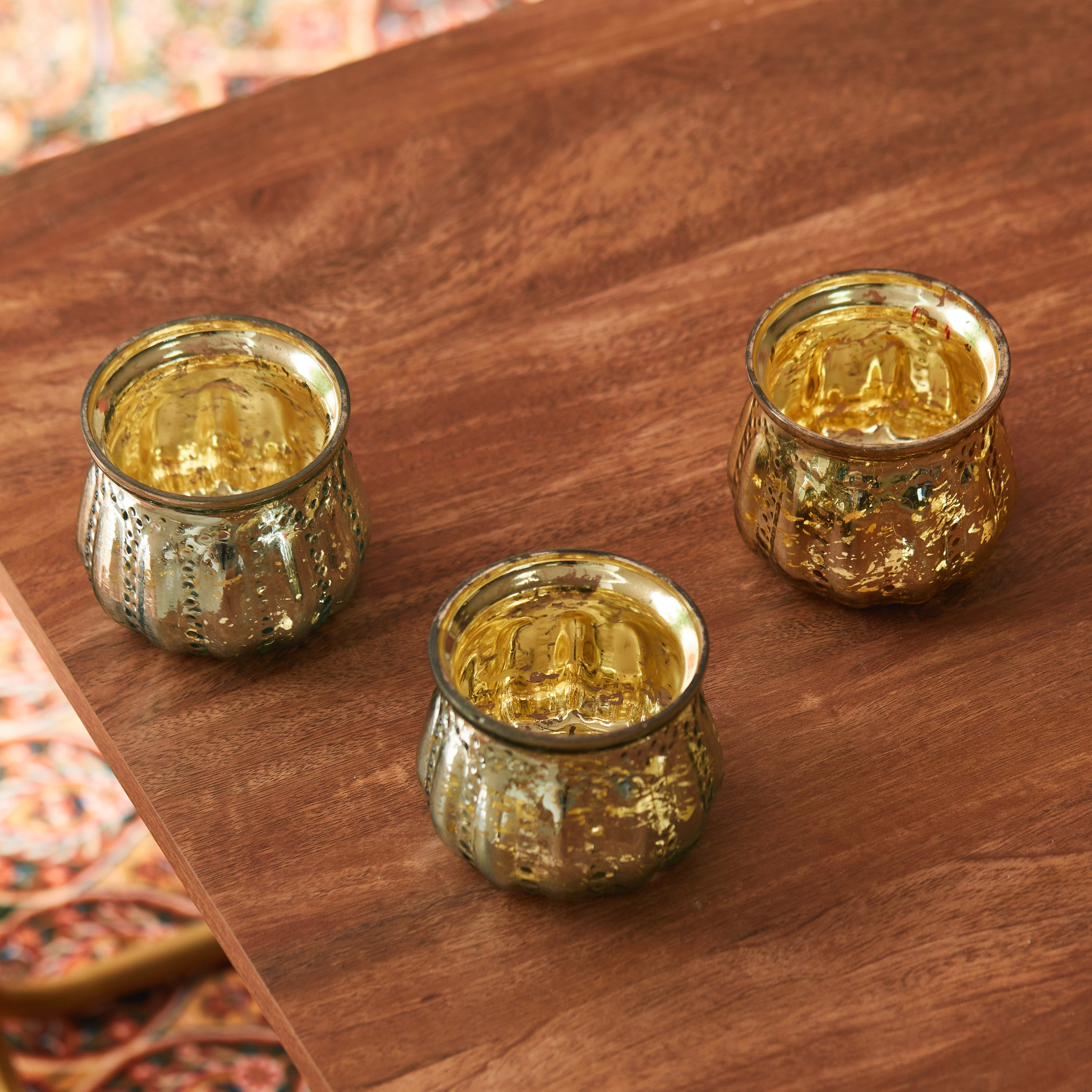 Aroha Glass Ribbed Candleholder - Set of 3-hbxlivingroom-decorandaccessories-candleholders-image-3